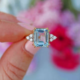 Ellibelle Jewellery Vintage 1998 Aquamarine & Diamond 18ct Gold Seven-Stone Ring (2.92cts)