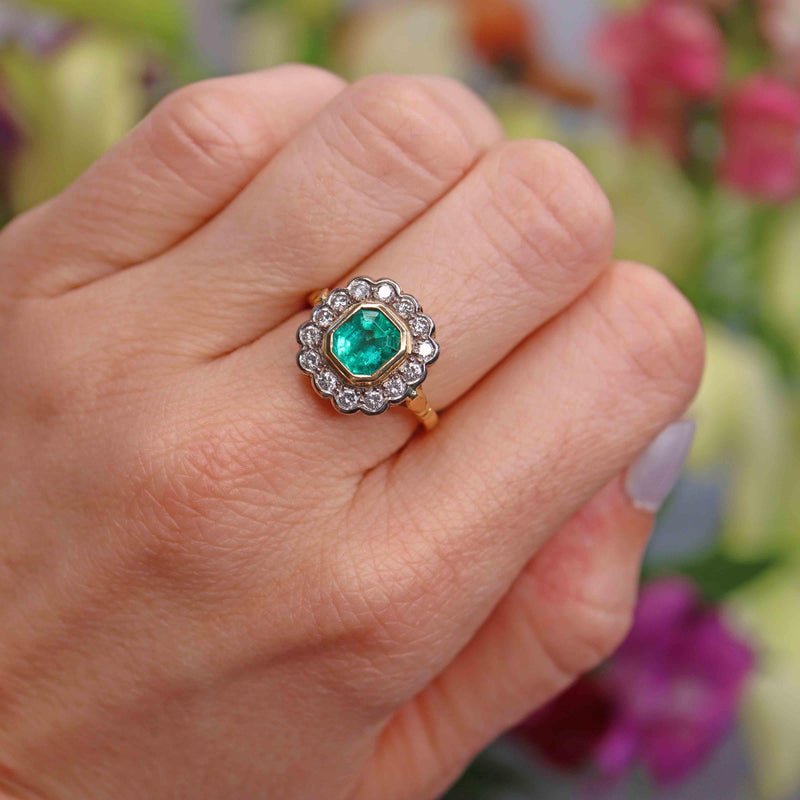 Ellibelle Jewellery Vintage 1998 Emerald & Diamond 18ct Gold Cluster Engagement Ring