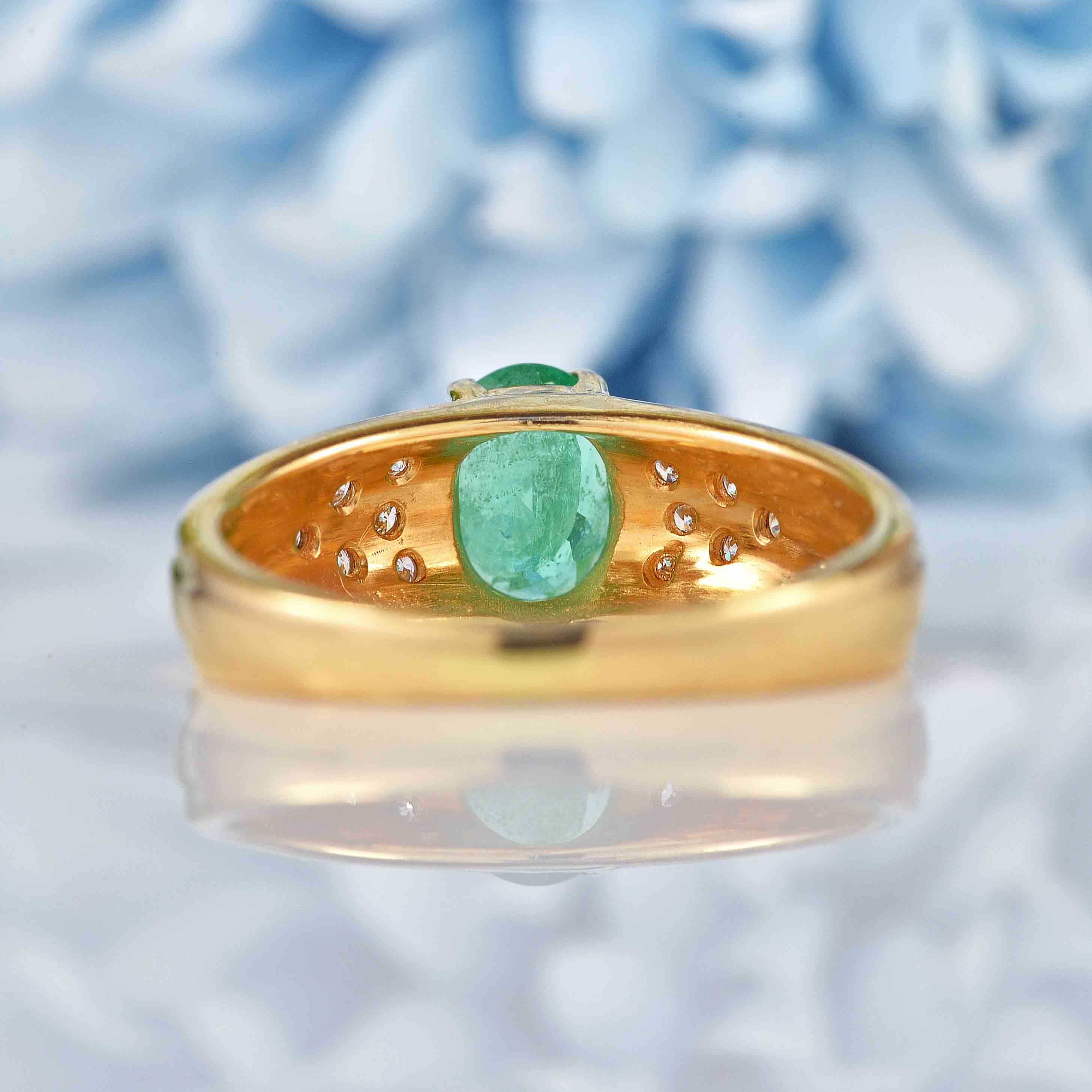 Ellibelle Jewellery Vintage 1999 Emerald & Diamond 18ct Gold Ring