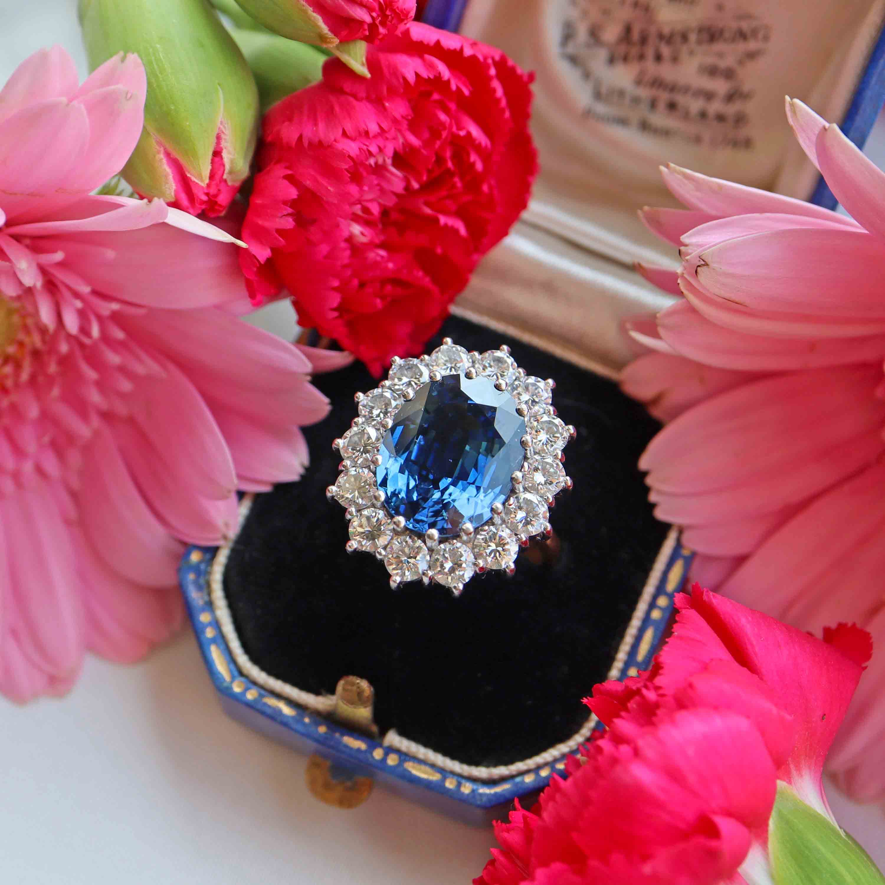 Ellibelle Jewellery Vintage 7.03 Carat Sapphire & Diamond 18ct Gold Cluster Ring