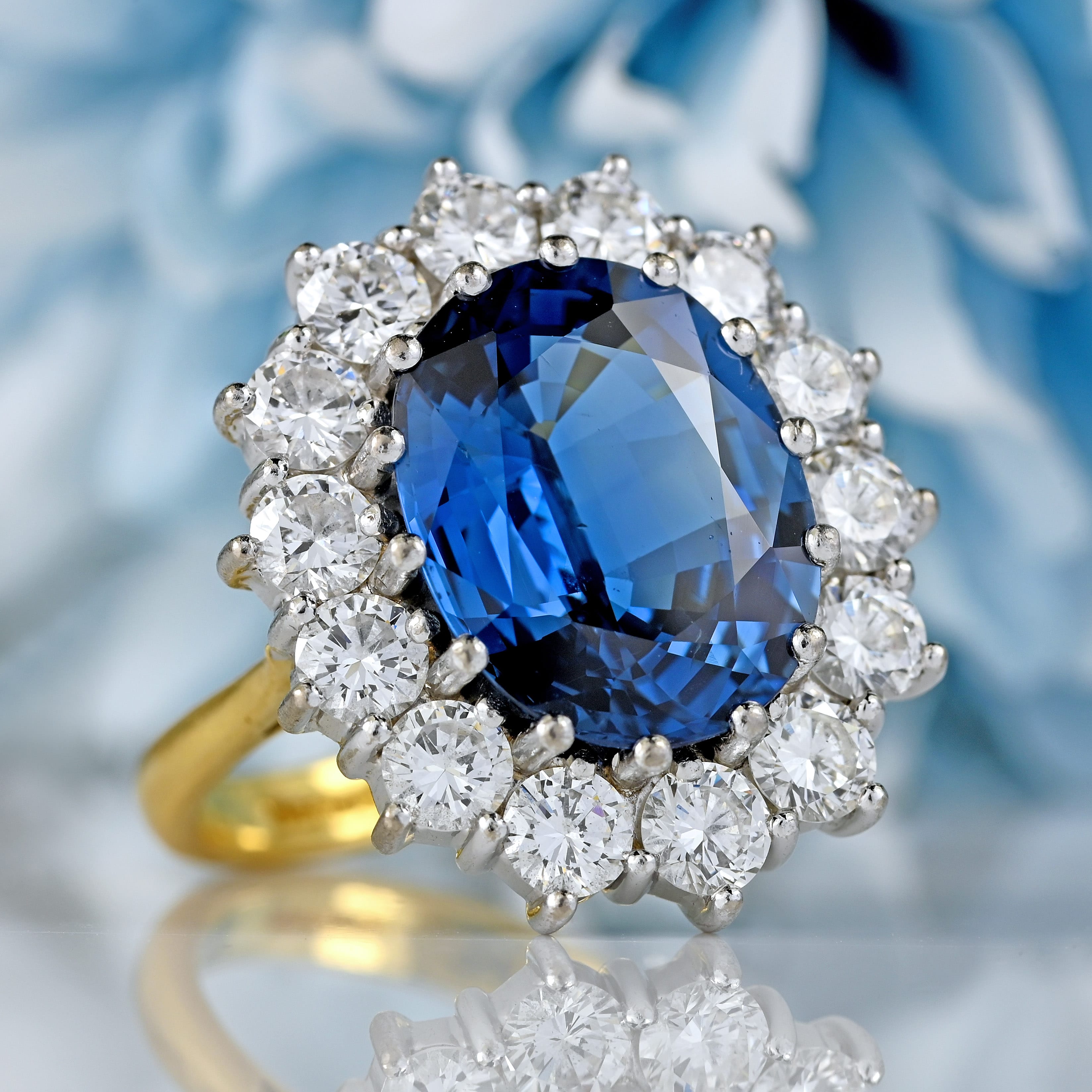 Ellibelle Jewellery Vintage 7.03 Carat Sapphire & Diamond 18ct Gold Cluster Ring