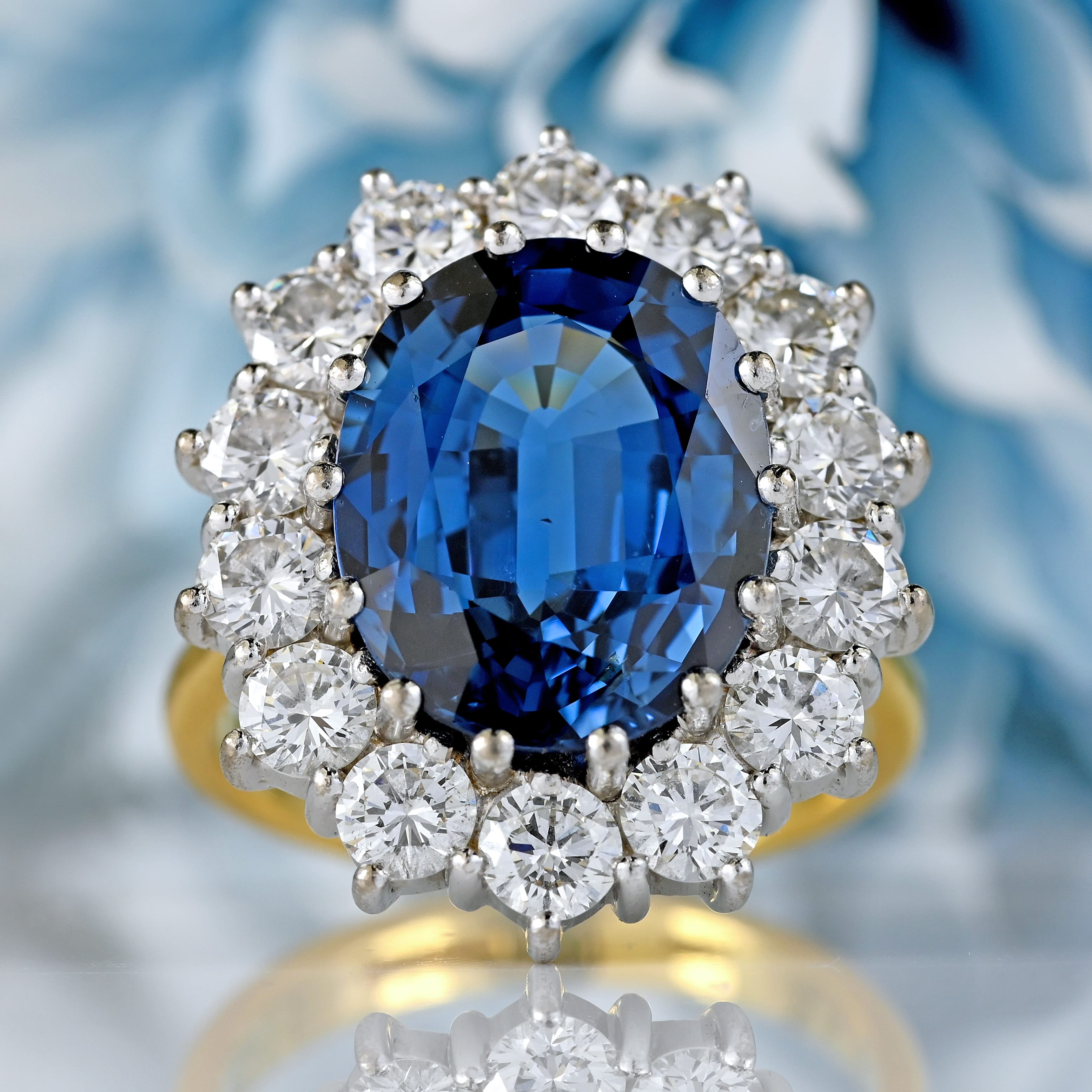 Ellibelle Jewellery Vintage 7.03 Carat Sapphire & Diamond 18ct Gold Cluster Ring