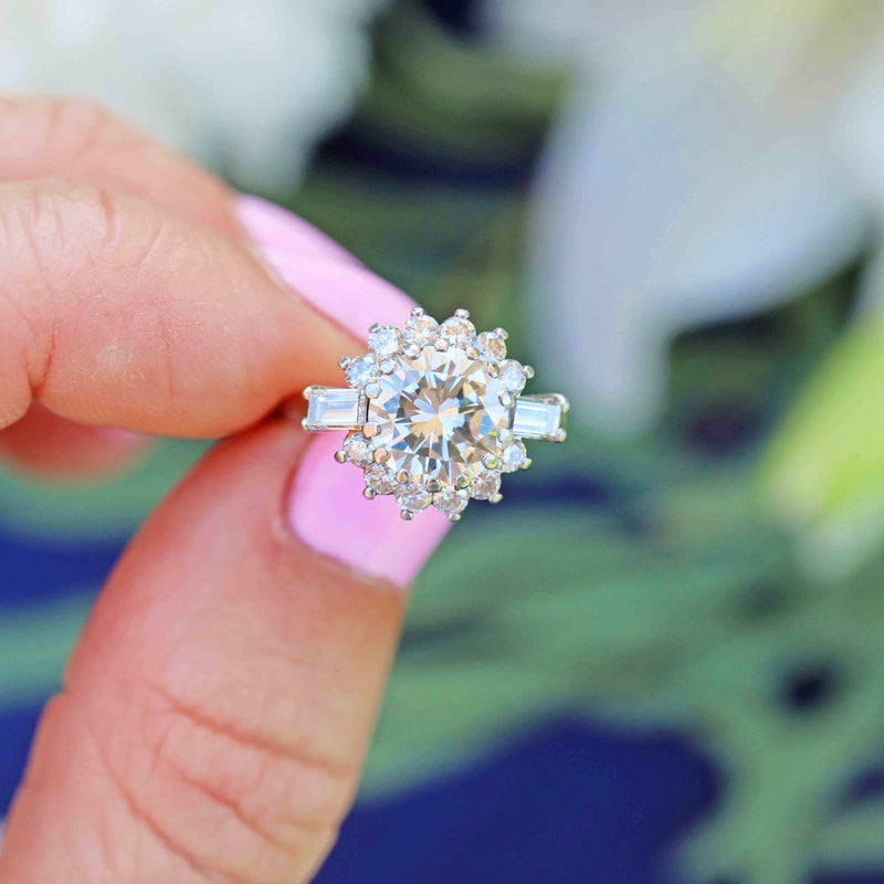 Ellibelle Jewellery Vintage Boodles 2 Carat Diamond Platinum Cluster Engagement Ring (2.54cts)