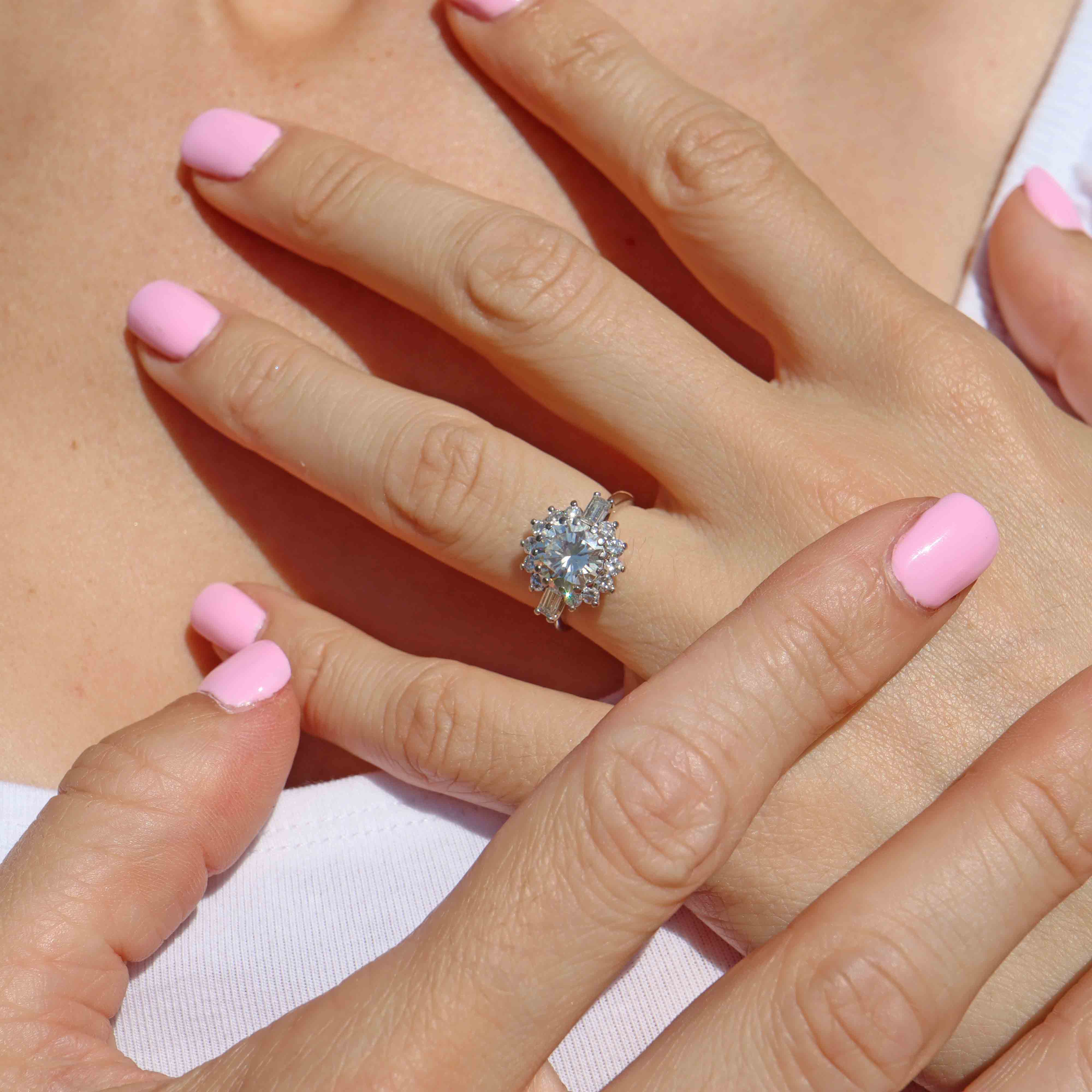 Ellibelle Jewellery Vintage Boodles 2 Carat Diamond Platinum Cluster Engagement Ring (2.54cts)