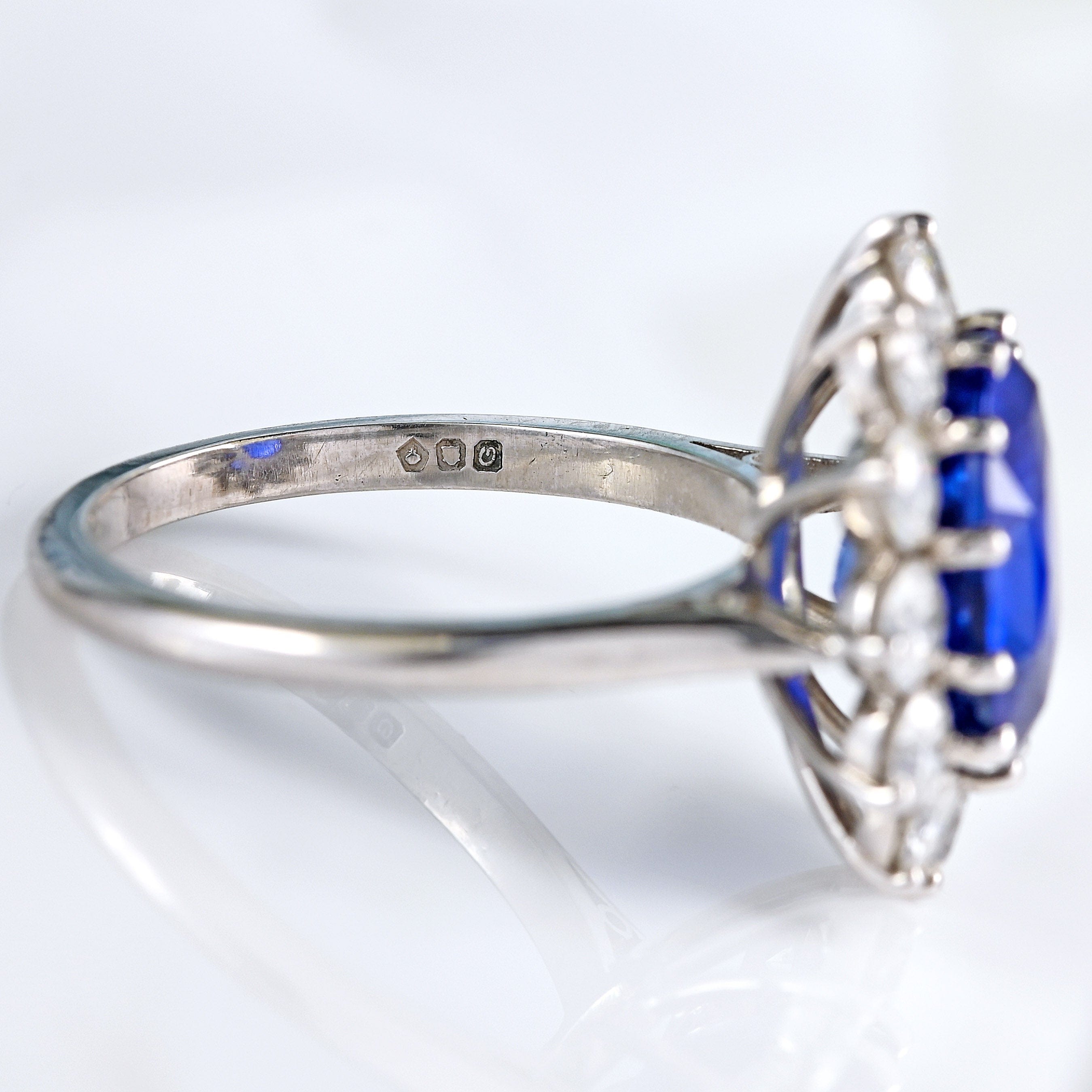 Ellibelle Jewellery Vintage Boodles Unheated 6.43 Carat Sapphire & Diamond Platinum Cluster Ring