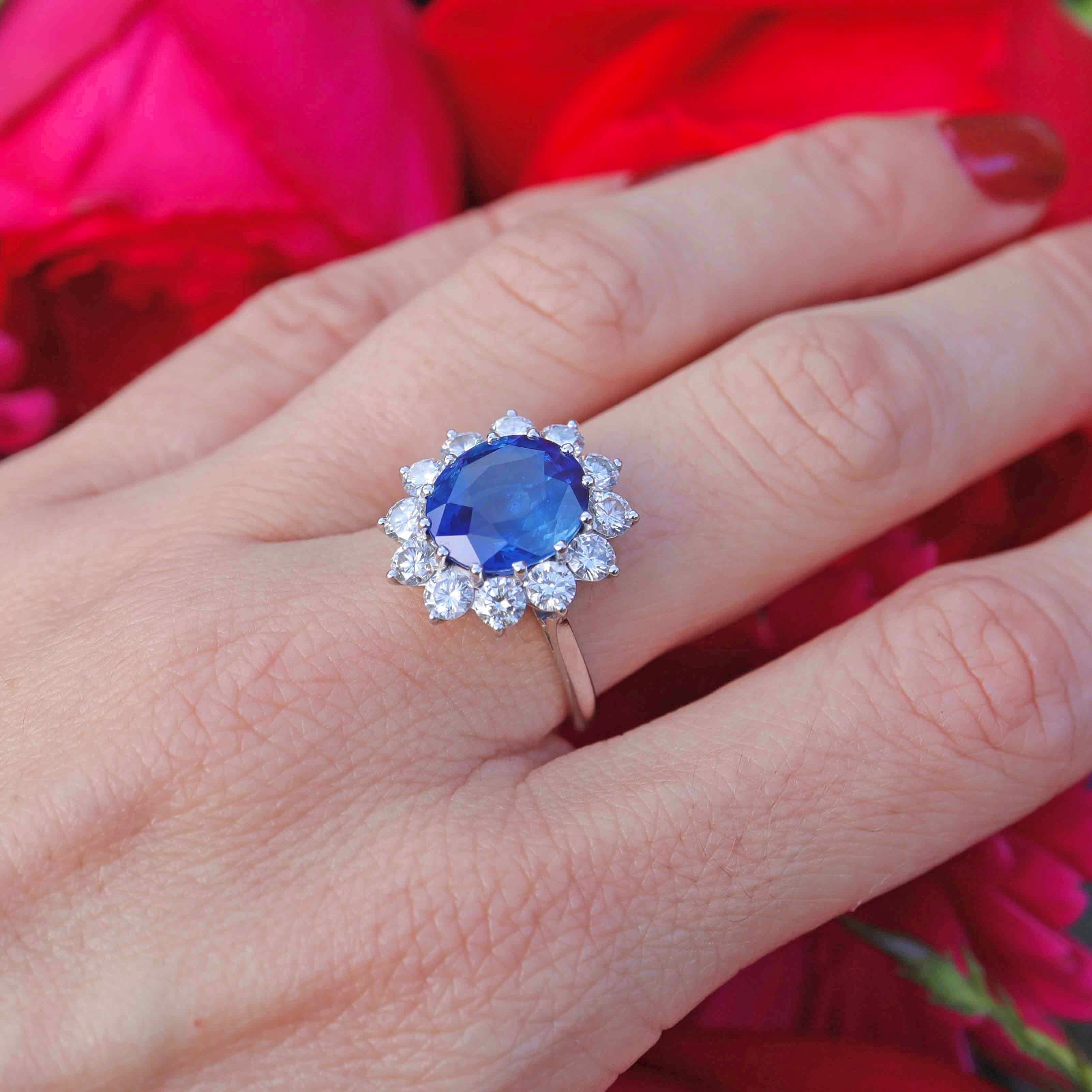 Ellibelle Jewellery Vintage Boodles Unheated 6.43 Carat Sapphire & Diamond Platinum Cluster Ring