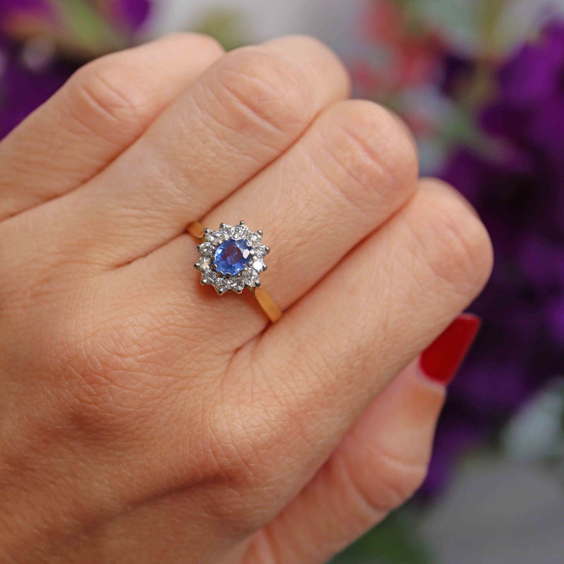 Ellibelle Jewellery Vintage Ceylon Sapphire & Vari-Cut Diamond 18ct Gold Cluster Ring