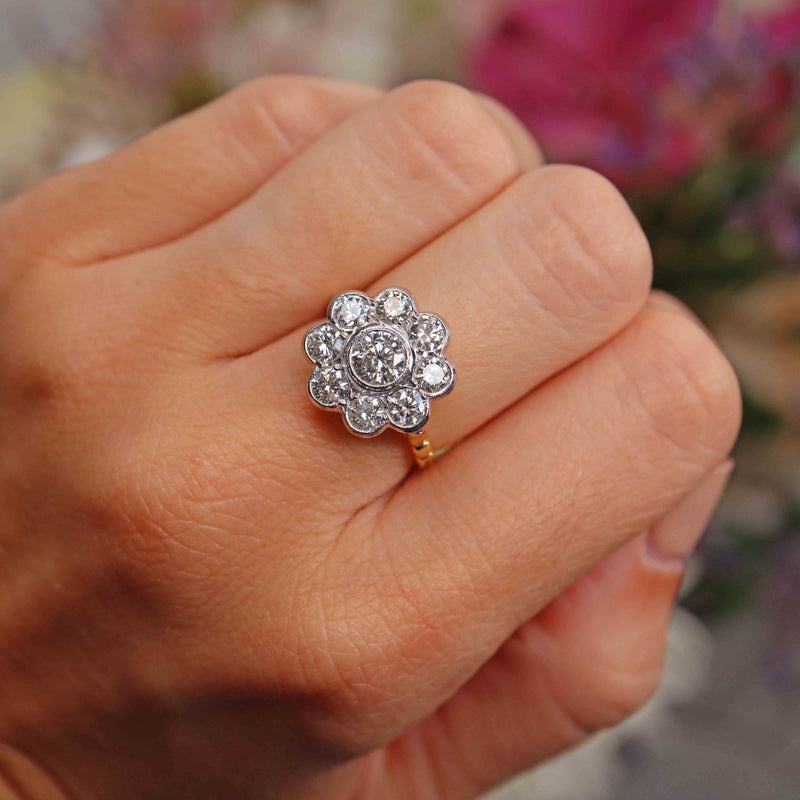 Ellibelle Jewellery Vintage Diamond 18ct Gold Daisy Cluster Engagement Ring (2.20ct)