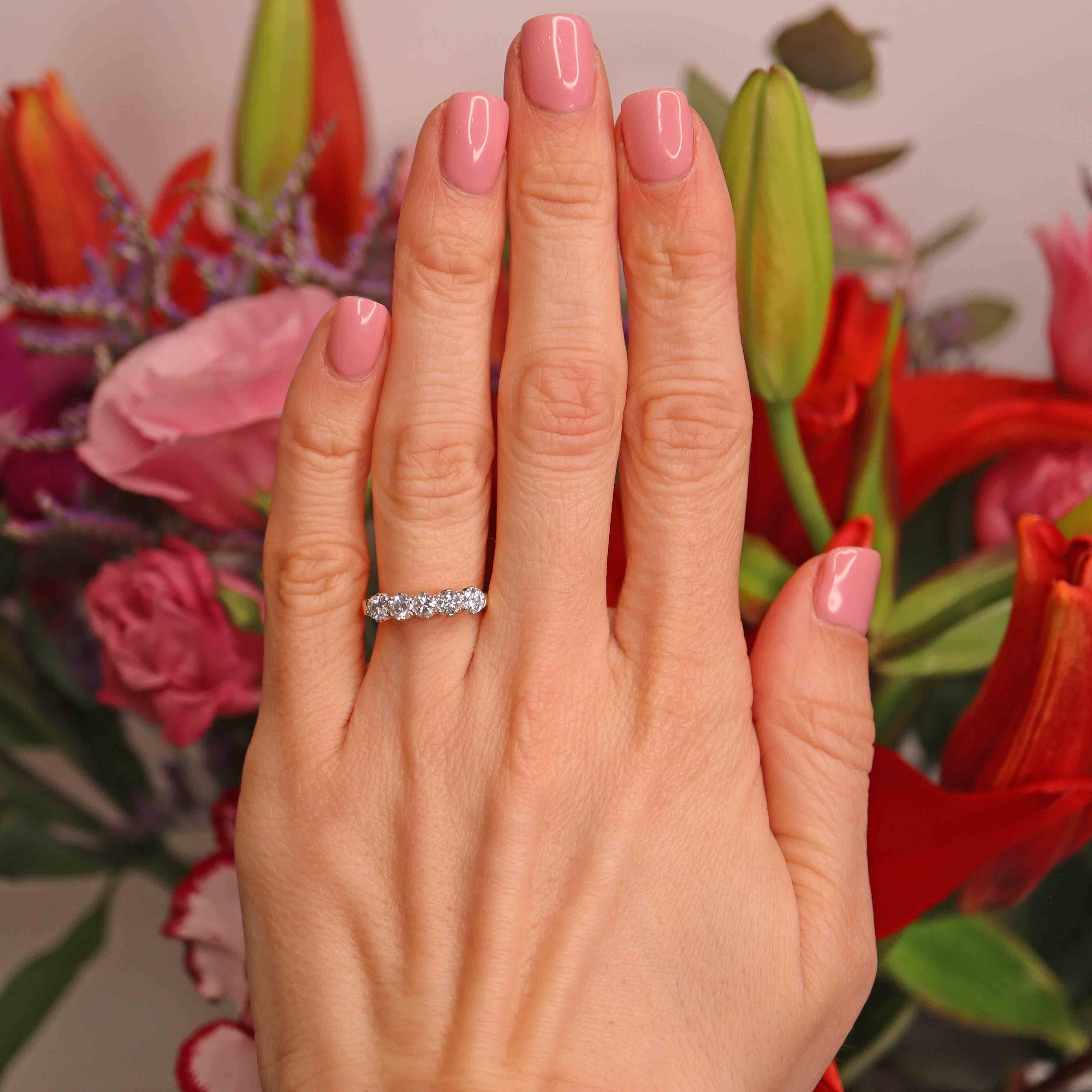 Ellibelle Jewellery Vintage Diamond 18ct Gold Five-Stone Half-Eternity Band Ring (0.75cts)