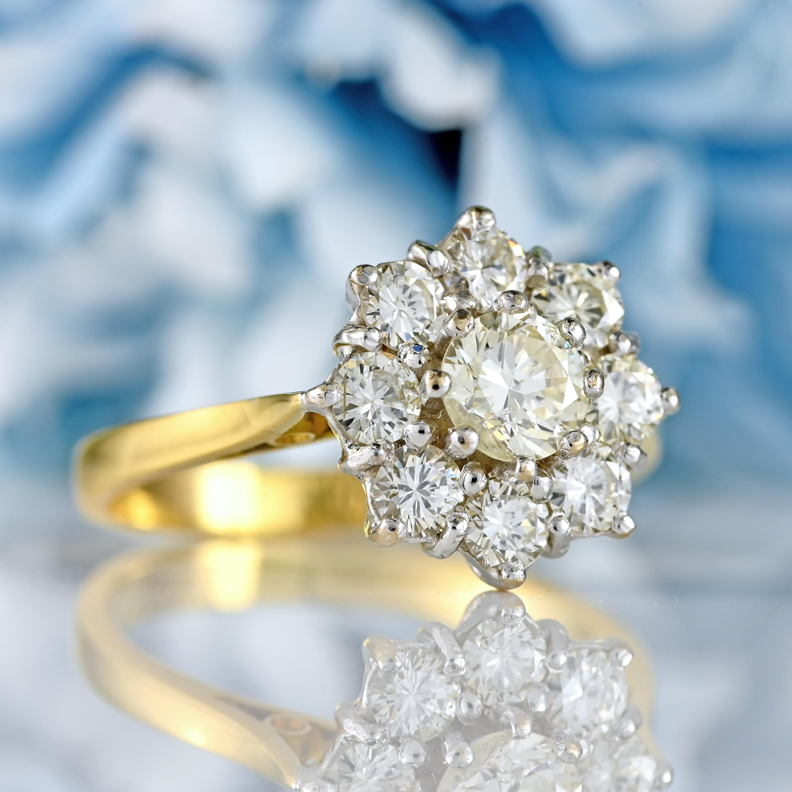 Ellibelle Jewellery Vintage Diamond 18ct Gold Nine-Stone Daisy Cluster Ring (1.30cts)