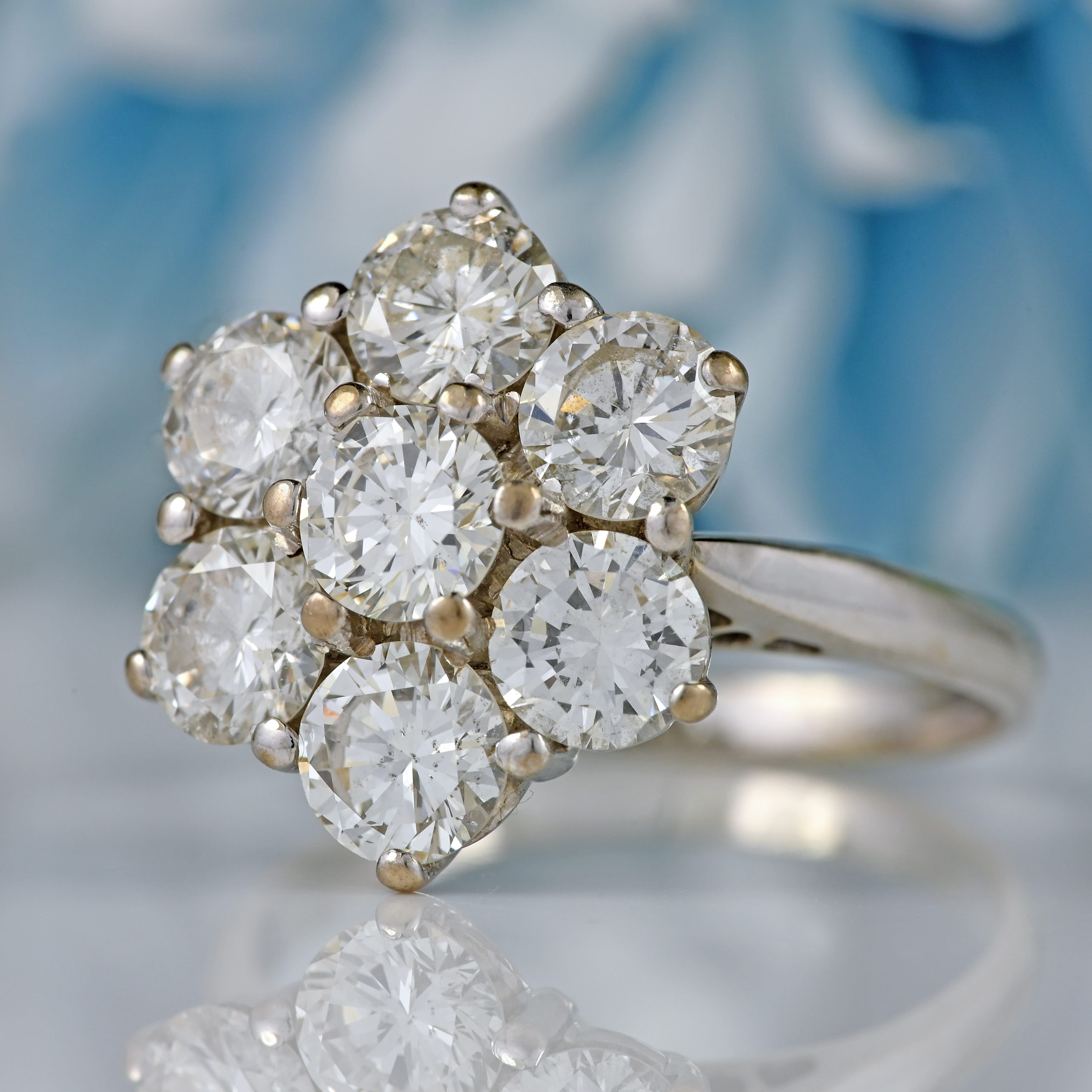 Ellibelle Jewellery Vintage Diamond 18ct White Gold Daisy Cluster Engagement Ring (2.30cts)
