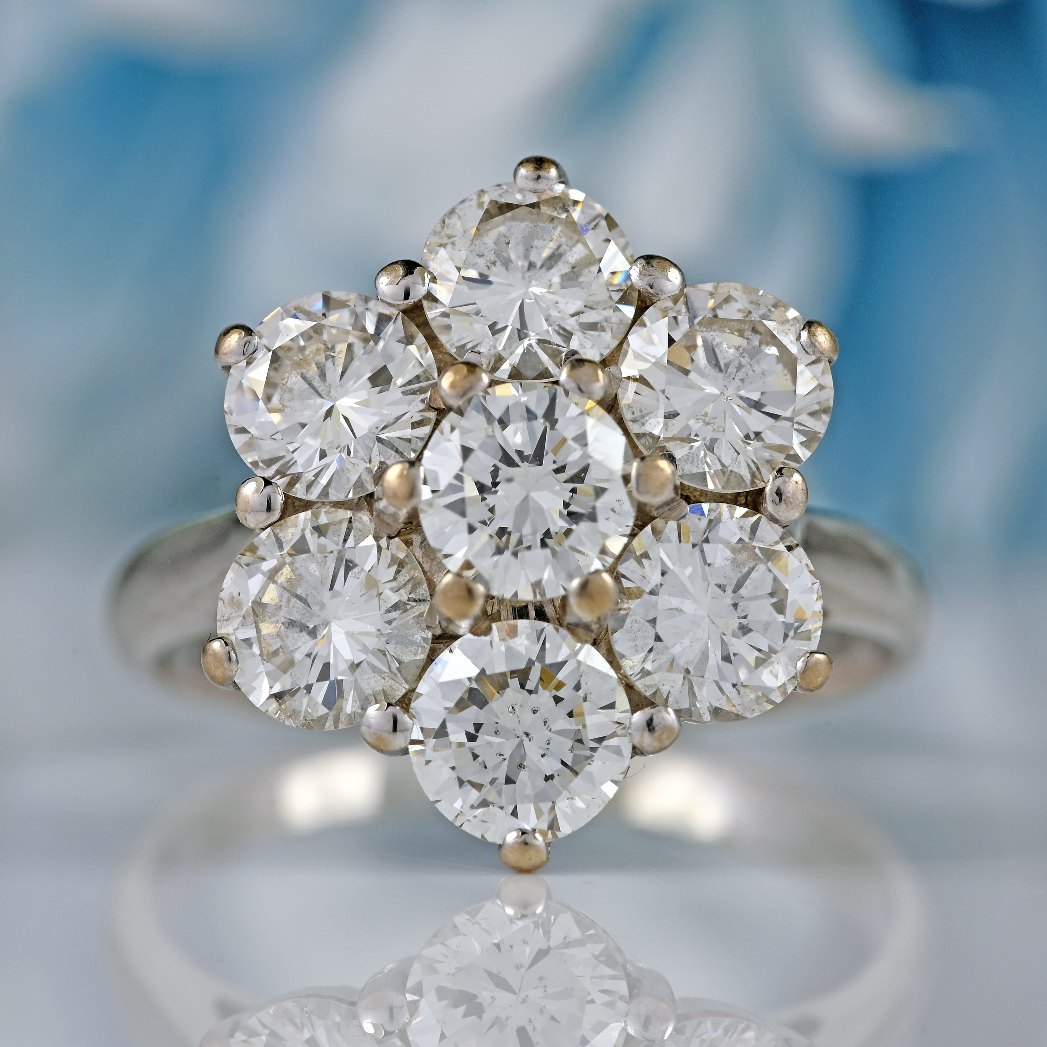 Ellibelle Jewellery Vintage Diamond 18ct White Gold Daisy Cluster Engagement Ring (2.30cts)