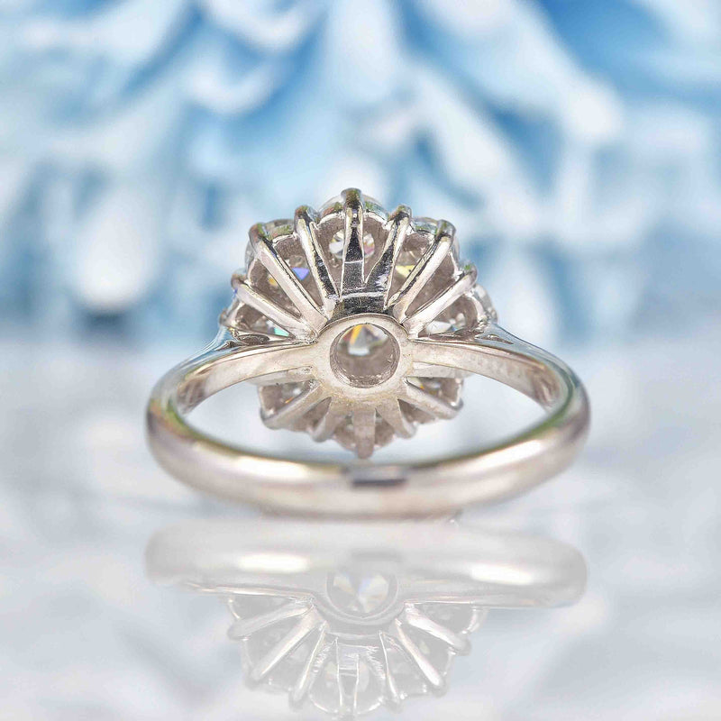 Ellibelle Jewellery Vintage Diamond 18ct White Gold Daisy Cluster Ring (1.45cts)