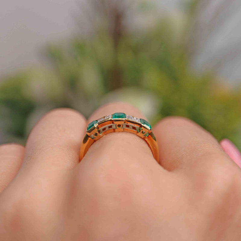Ellibelle Jewellery Vintage Emerald & Baguette Diamond 18ct Gold Seven-Stone Ring