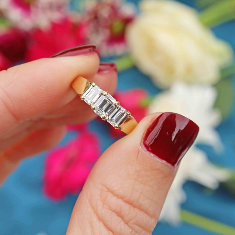 Ellibelle Jewellery Vintage Emerald-Cut Diamond 18ct Gold Three-Stone Engagement Ring (1.00ct)