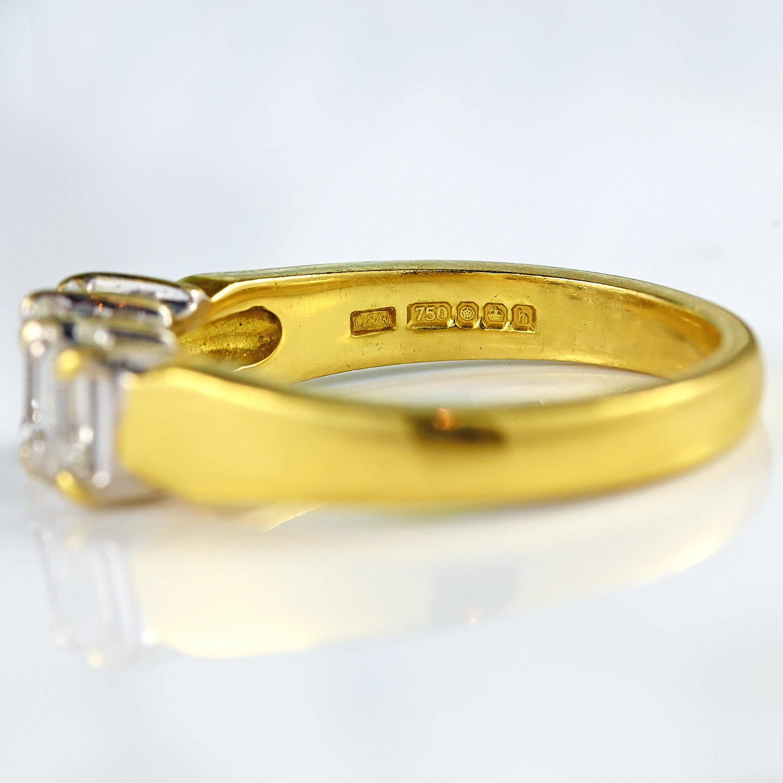 Ellibelle Jewellery Vintage Emerald-Cut Diamond 18ct Gold Three-Stone Engagement Ring (1.00ct)