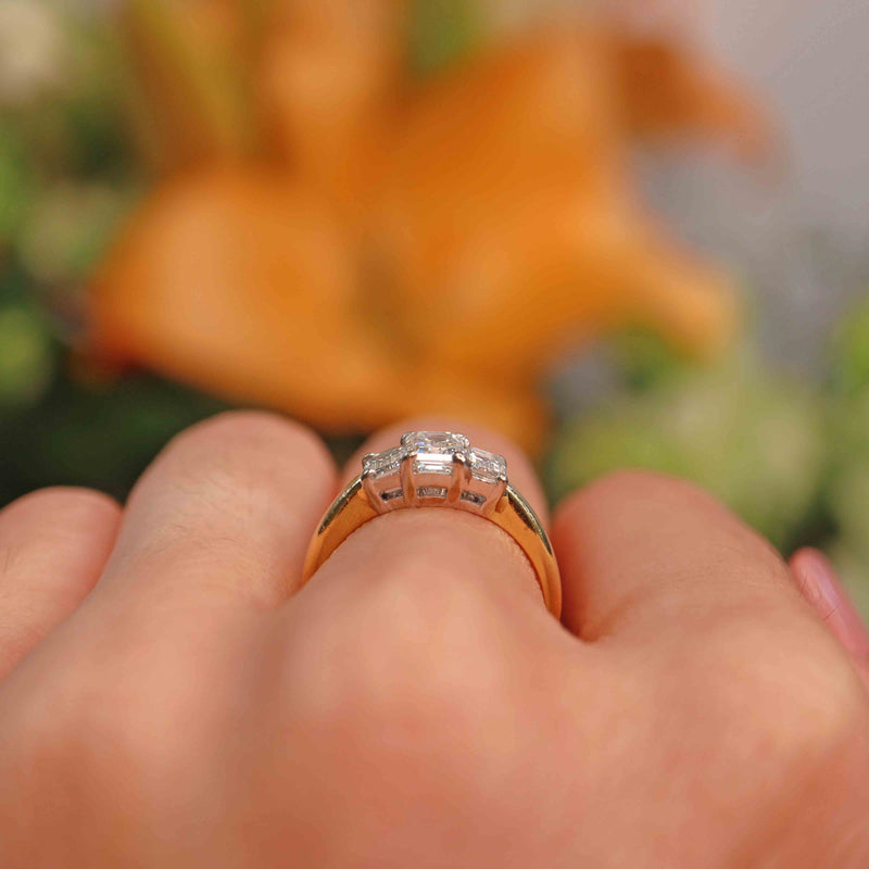 Ellibelle Jewellery Vintage Emerald-Cut Diamond 18ct Gold Three-Stone Engagement Ring (1.25cts)