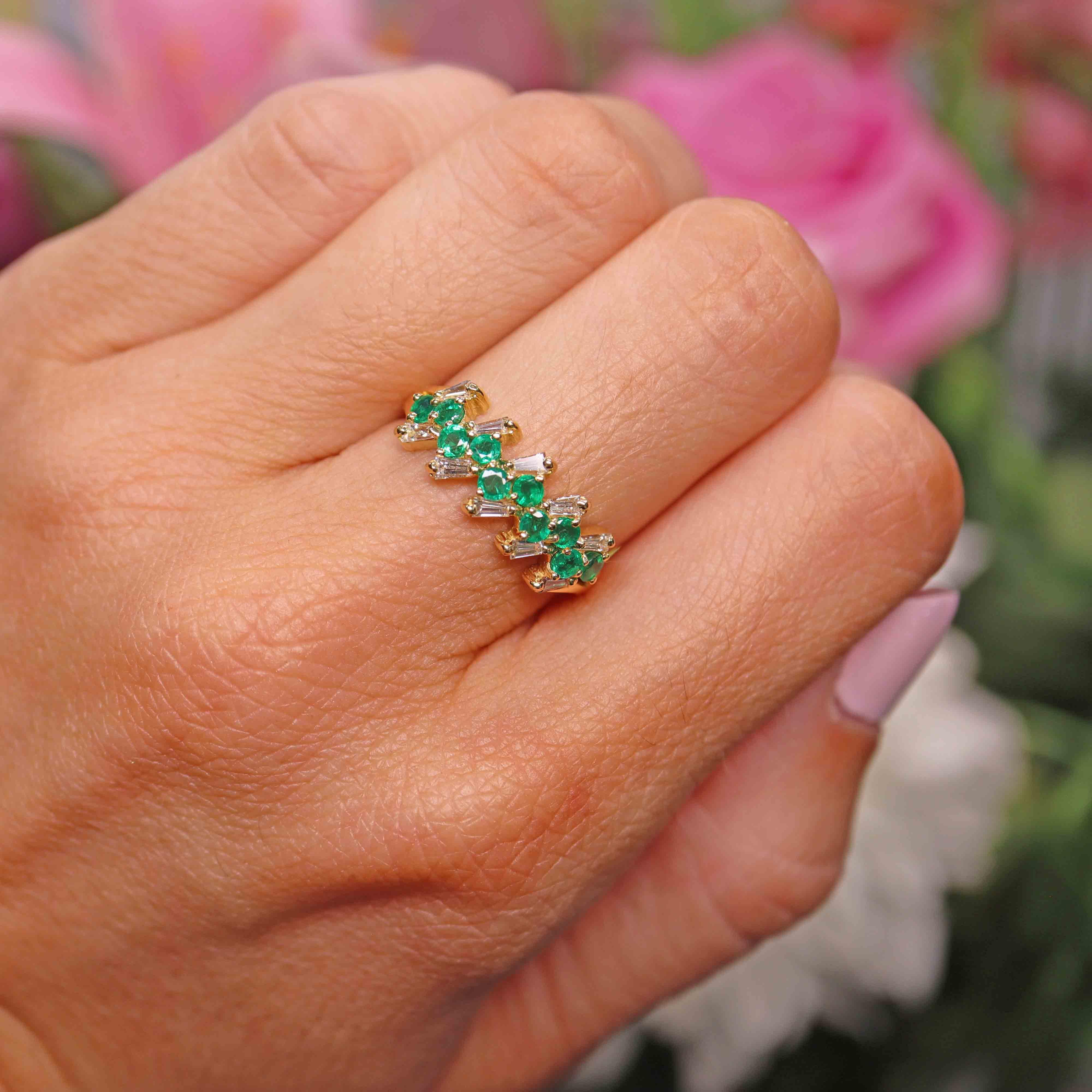 Ellibelle Jewellery Vintage Emerald & Diamond 18ct Gold Band Ring