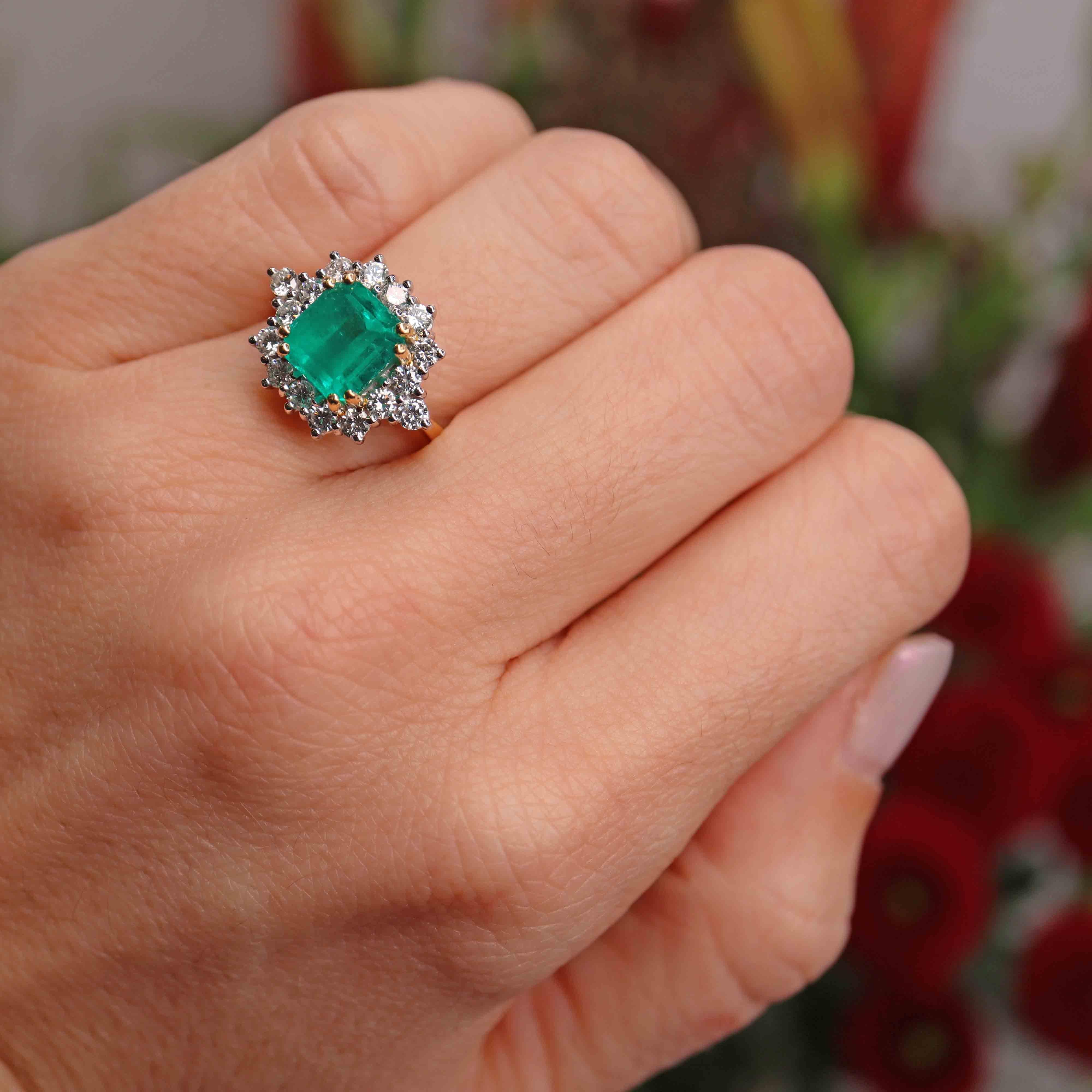 Ellibelle Jewellery Vintage Emerald & Diamond 18ct Gold Cluster Engagement Ring (2.56ct)