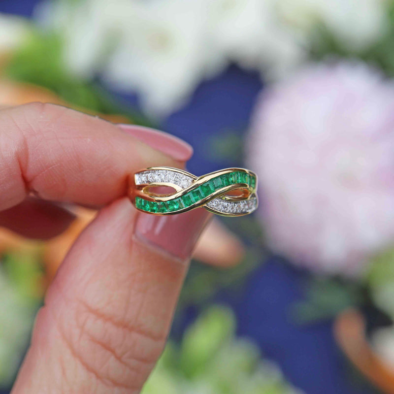 Ellibelle Jewellery Vintage Emerald & Diamond 18ct Gold Crossover Band Ring