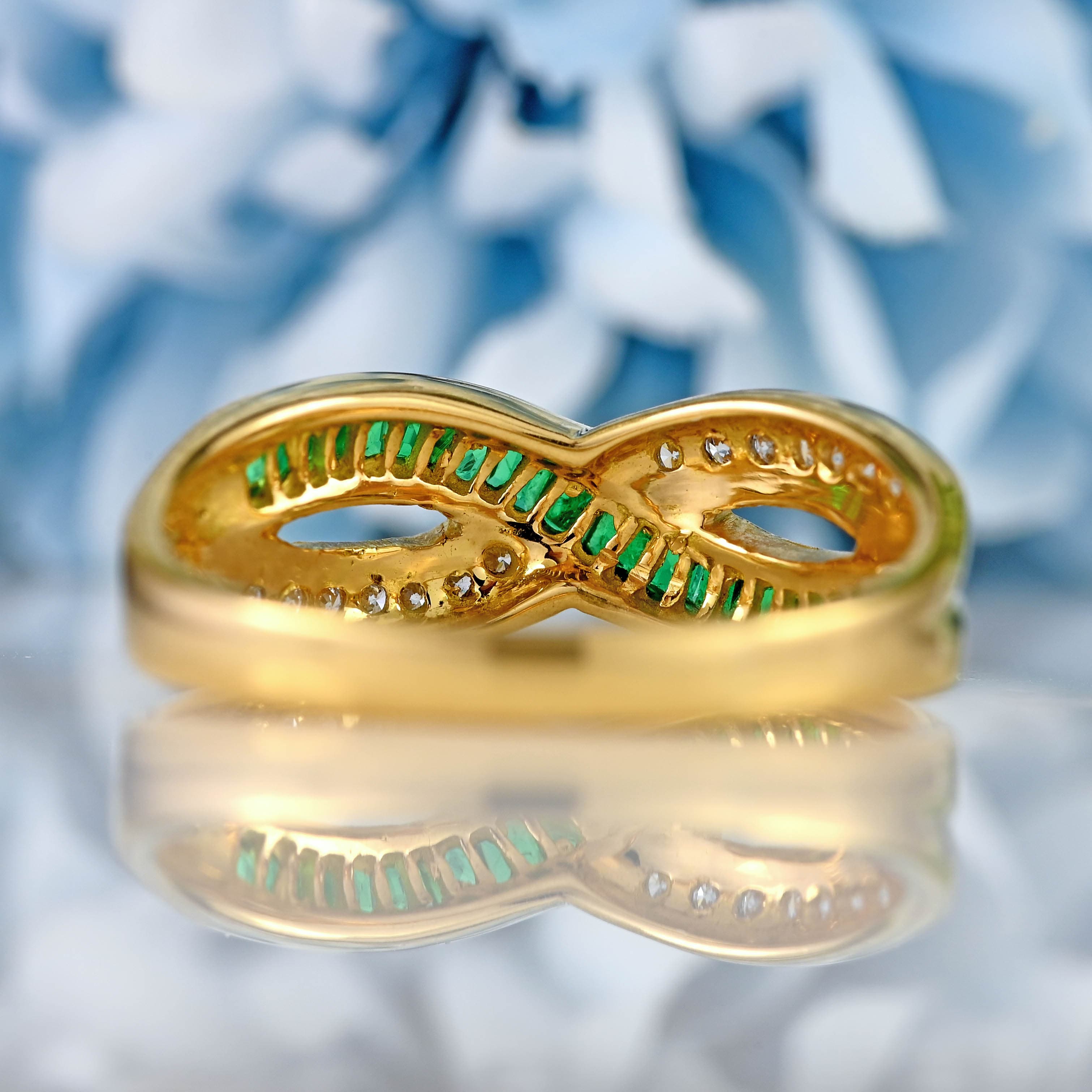 Ellibelle Jewellery Vintage Emerald & Diamond 18ct Gold Crossover Band Ring