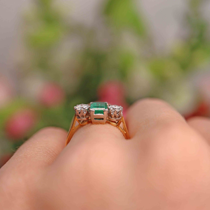 Ellibelle Jewellery Vintage Emerald & Diamond 18ct Gold Three-Stone Engagement Ring (0.62cts)