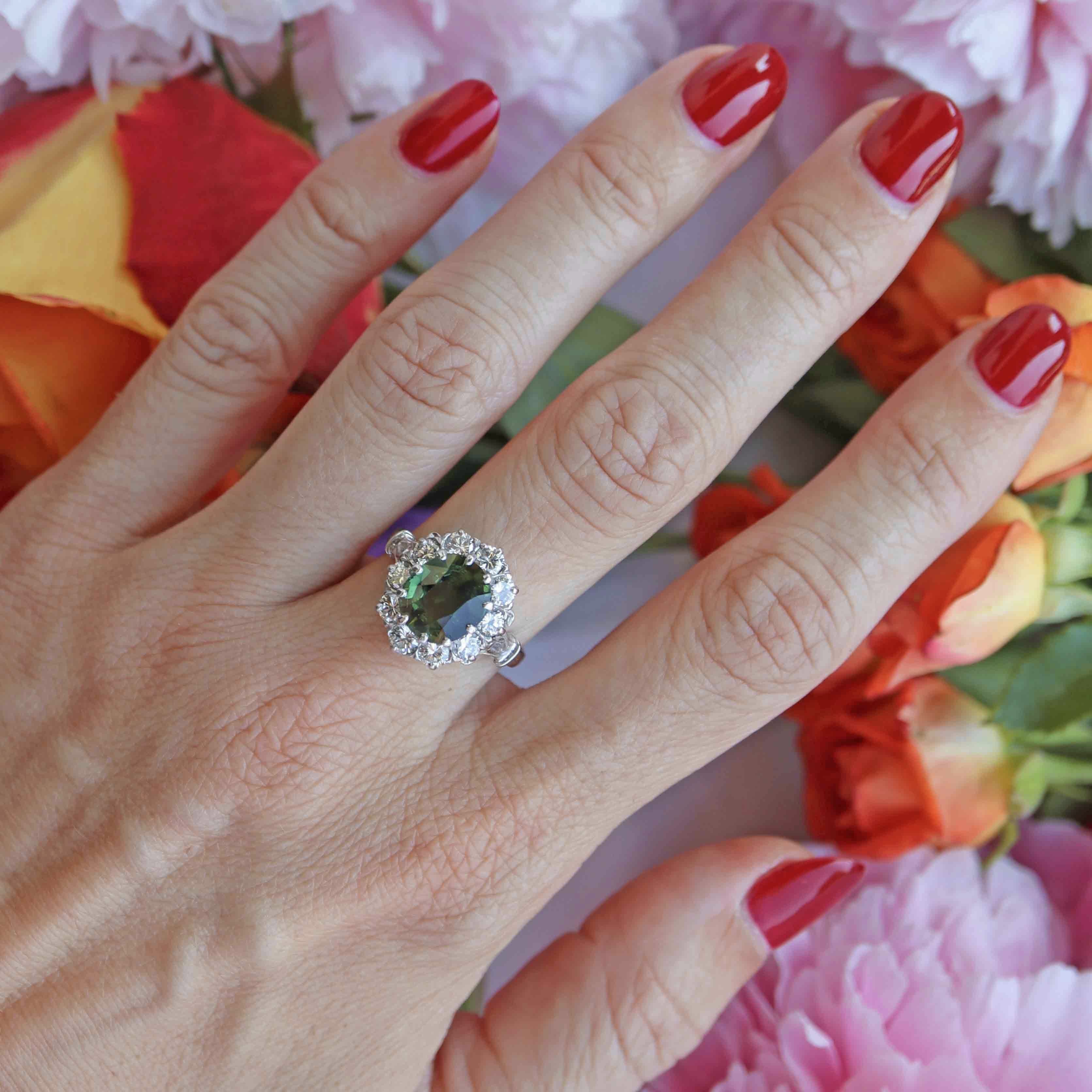 Ellibelle Jewellery Vintage Green Sapphire & Diamond 18ct White Gold Cluster Ring (2.95cts)