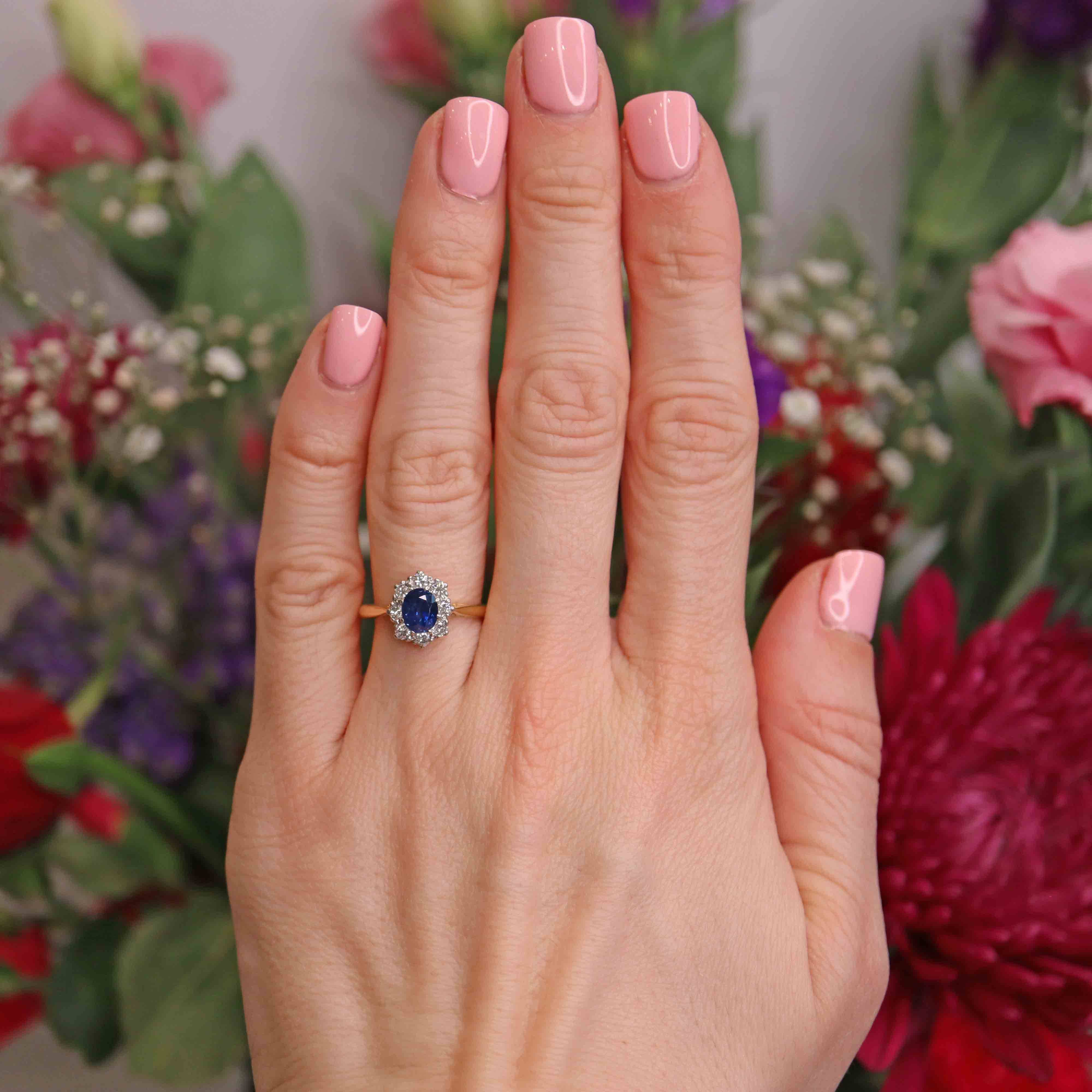 Ellibelle Jewellery Vintage Mid 20th Century Sapphire & Diamond 18ct Gold Cluster Ring (1.00ct)