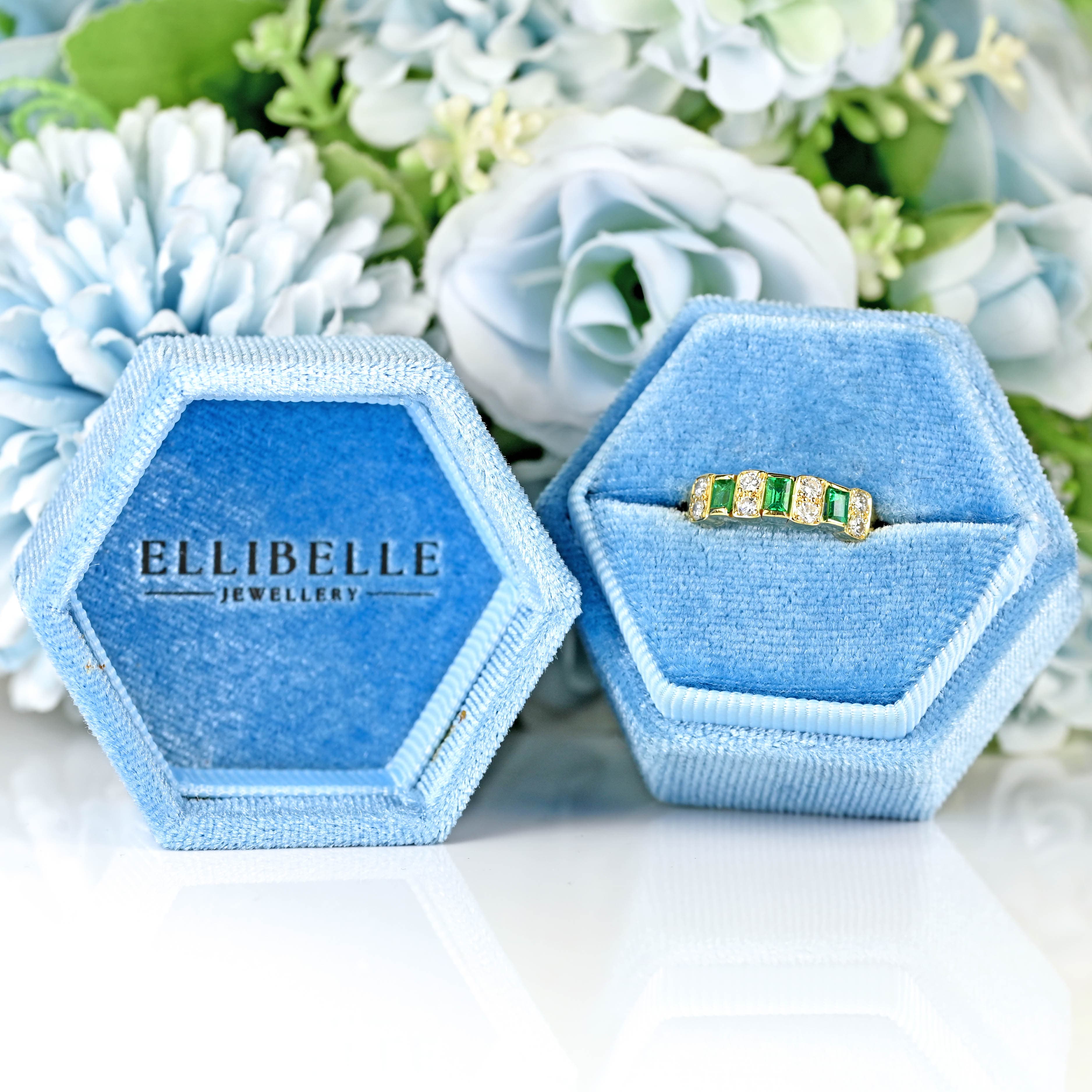 Ellibelle Jewellery Vintage Millennium Emerald & Diamond 18ct Gold Band Ring