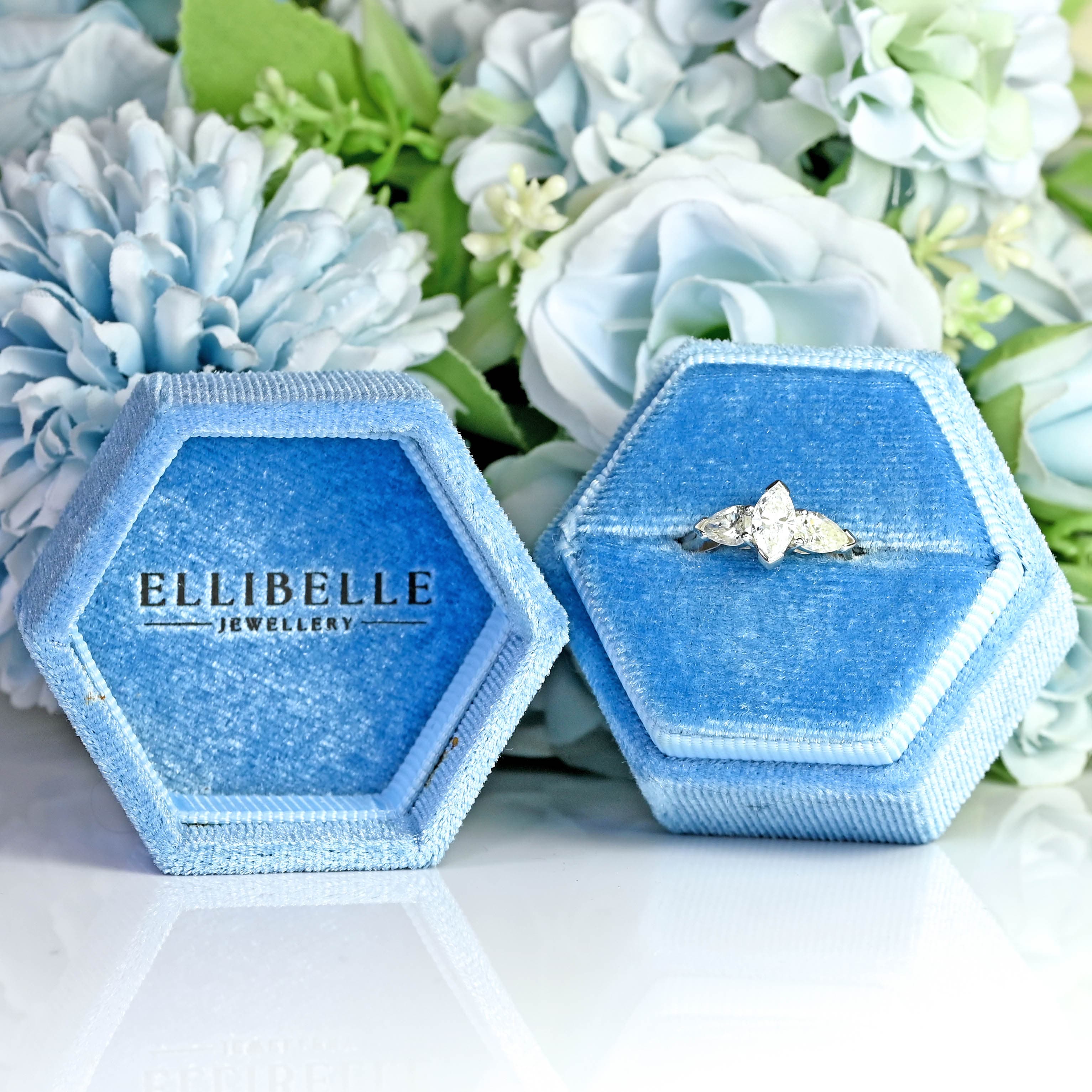 Ellibelle Jewellery Vintage Millennium Marquise & Pear-Cut Diamond Platinum Three-Stone Engagement Ring