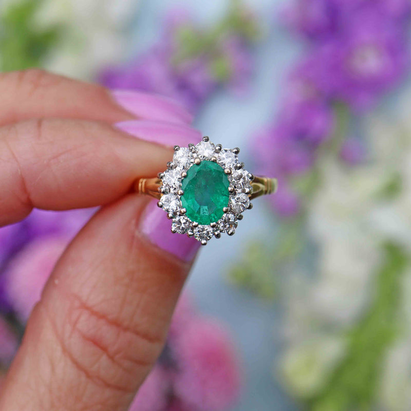 Ellibelle Jewellery Vintage Natural Emerald & Diamond 18ct Gold Cluster Engagement Ring (1.10cts)