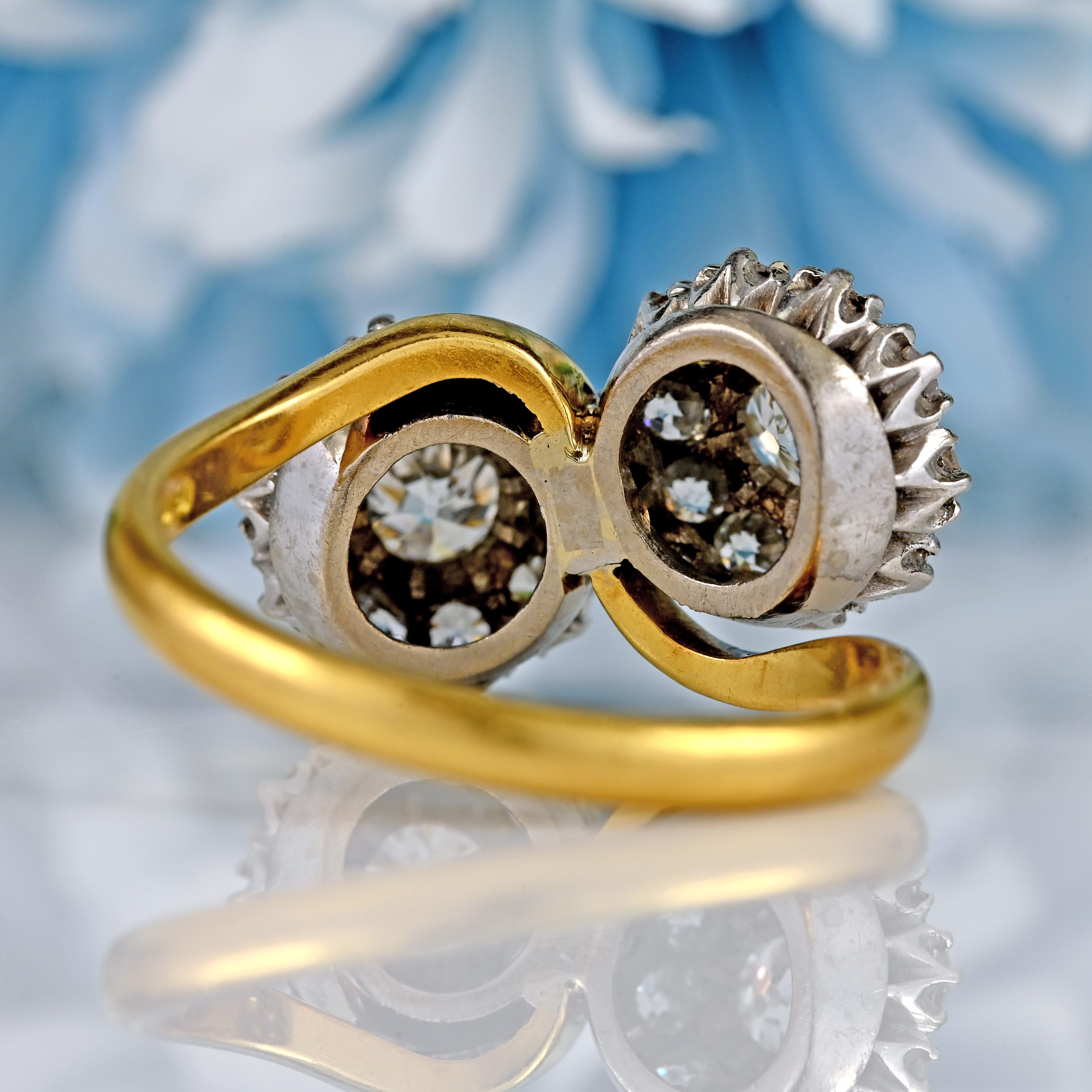 Ellibelle Jewellery Vintage Old-Cut Diamond 18ct Gold Double-Cluster Crossover Ring (1.35cts)