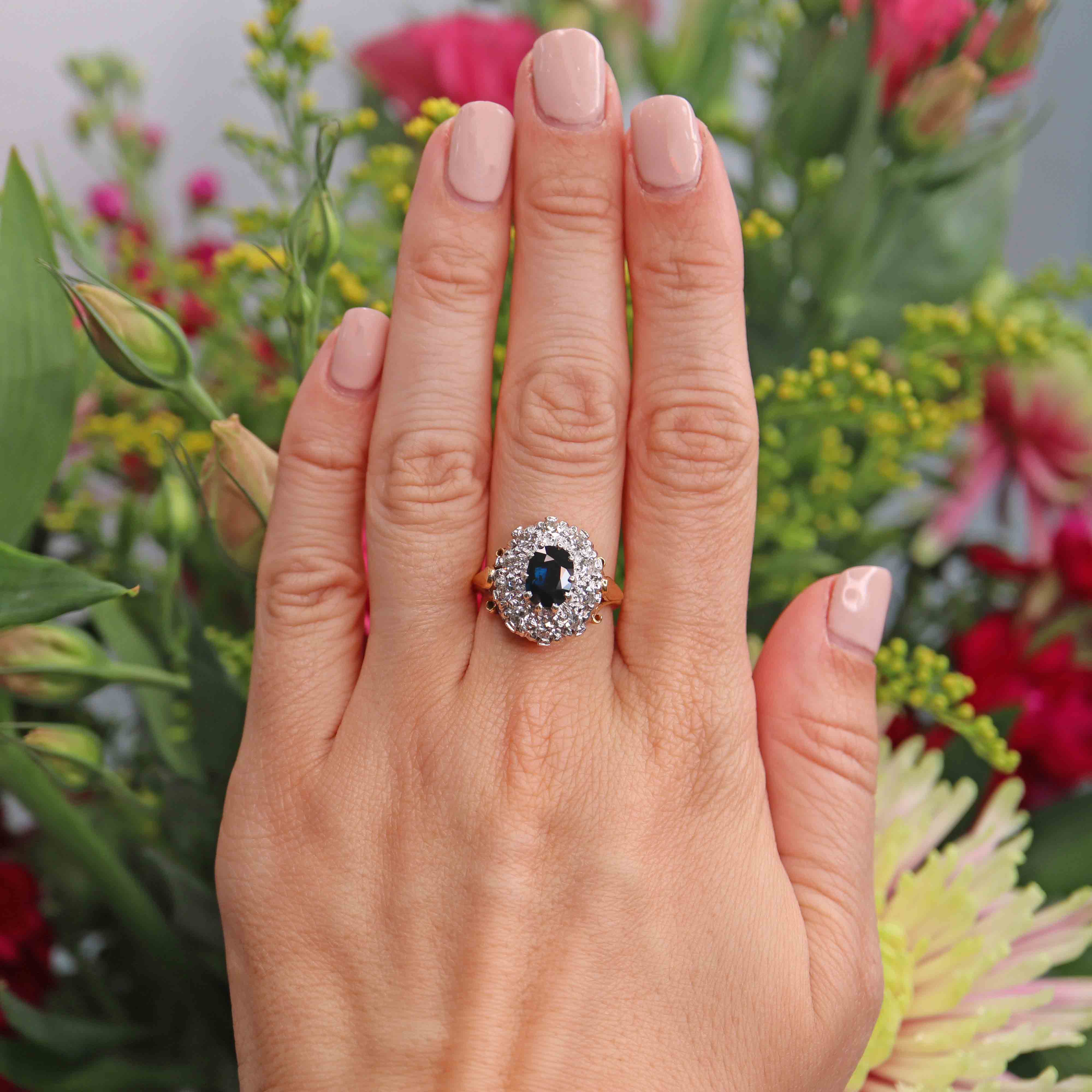 Vintage Oval Sapphire Diamond 18ct Gold Cluster Ring