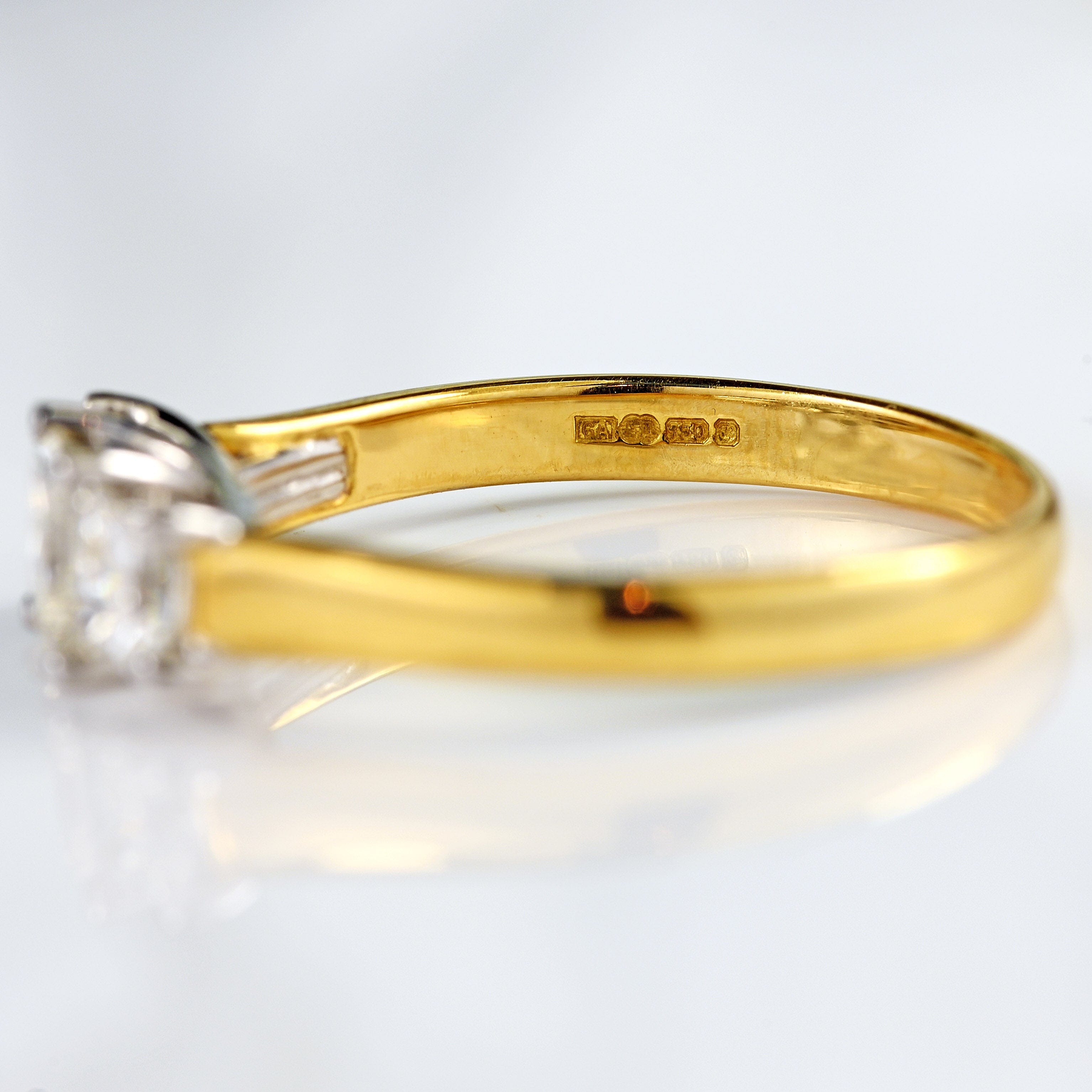 Ellibelle Jewellery Vintage Princess-Cut Diamond 18ct Gold Three-Stone Engagement Ring (1.00ct)