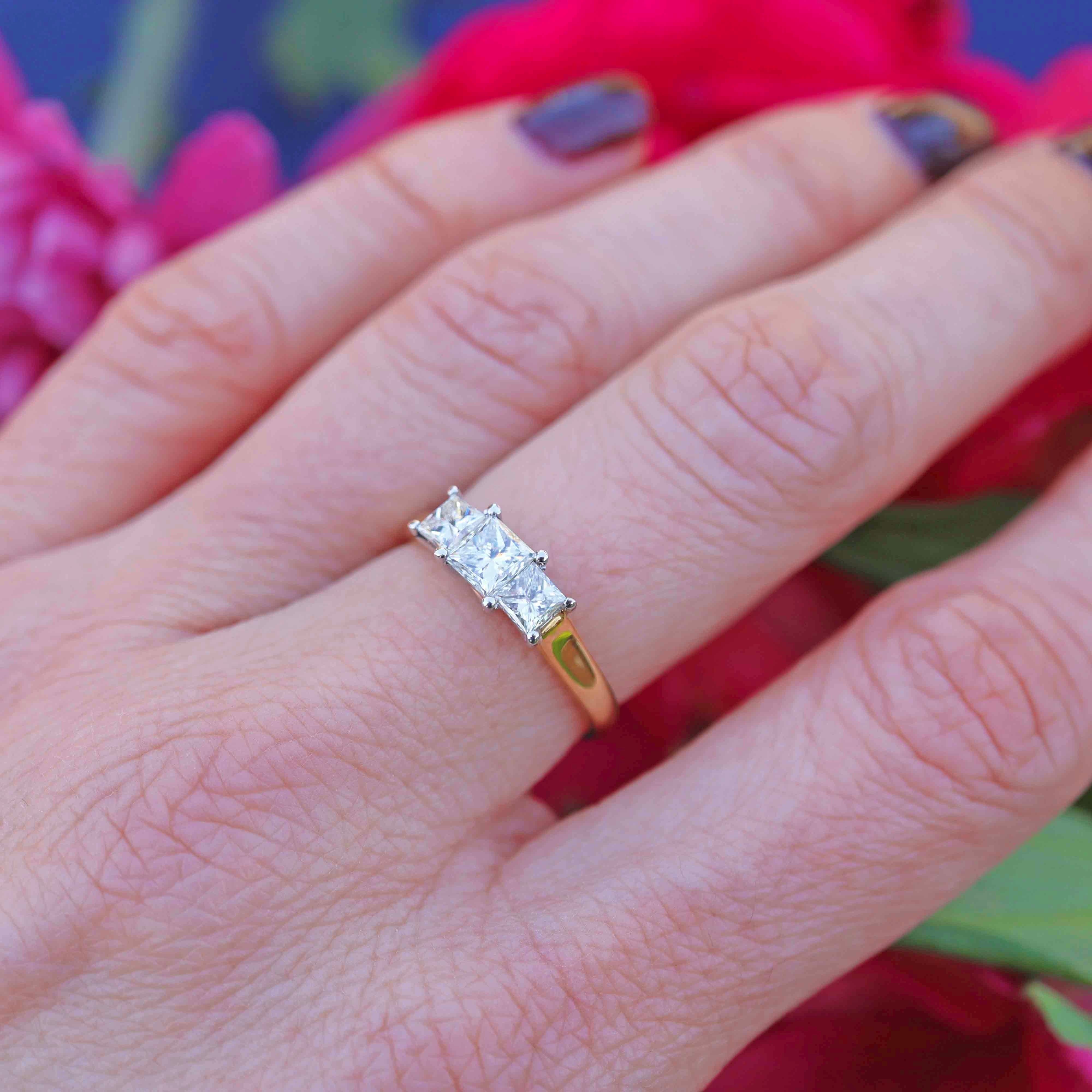 Ellibelle Jewellery Vintage Princess-Cut Diamond 18ct Gold Three-Stone Engagement Ring (1.00ct)