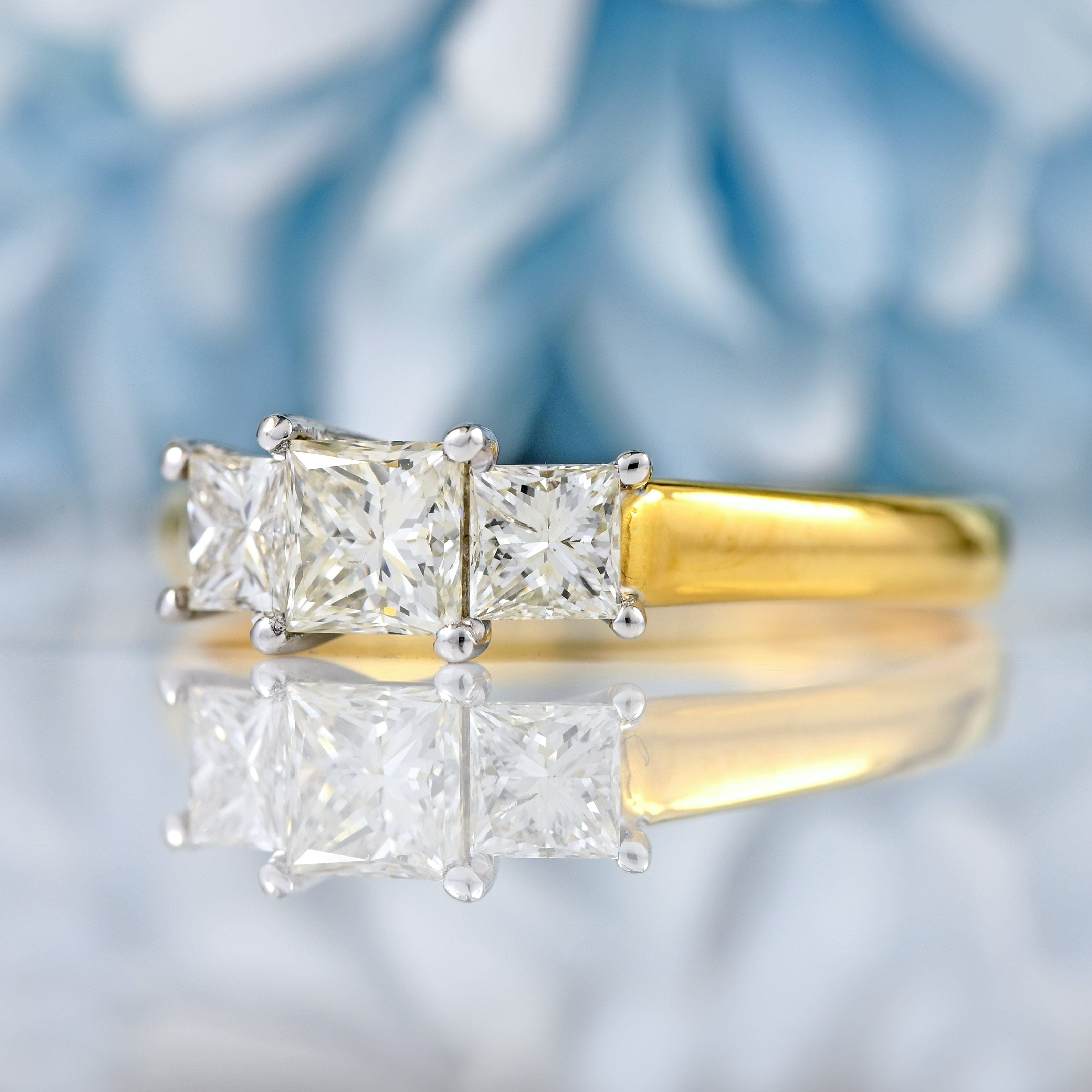 Ellibelle Jewellery Vintage Princess-Cut Diamond 18ct Gold Three-Stone Engagement Ring (1.00ct)