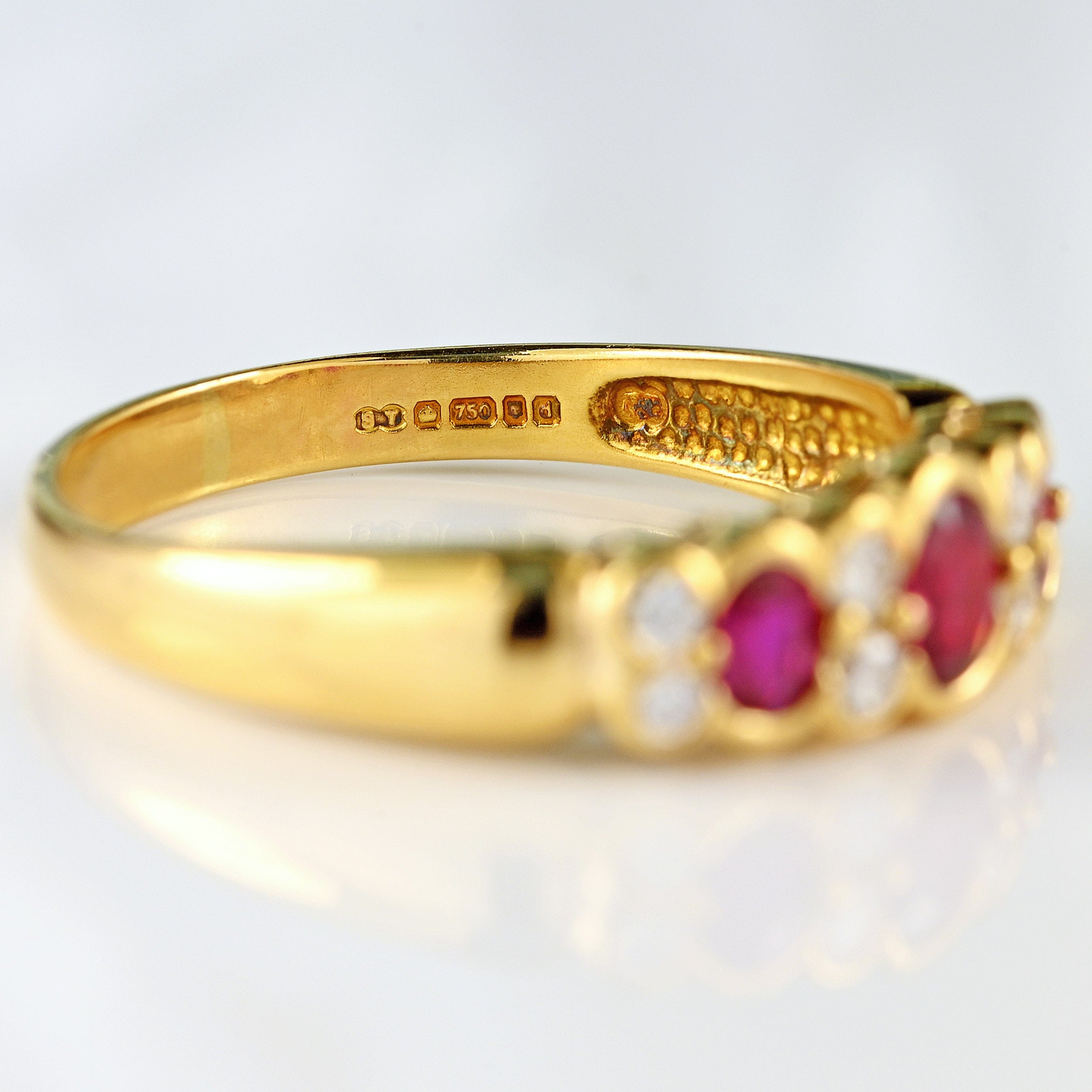 Ellibelle Jewellery Vintage Ruby & Diamond 18ct Gold Bezel-Set Band Ring