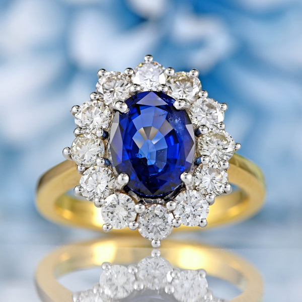 Ellibelle Jewellery Vintage Sapphire & Diamond 18ct Gold Cluster Engagement Ring (2.30cts)