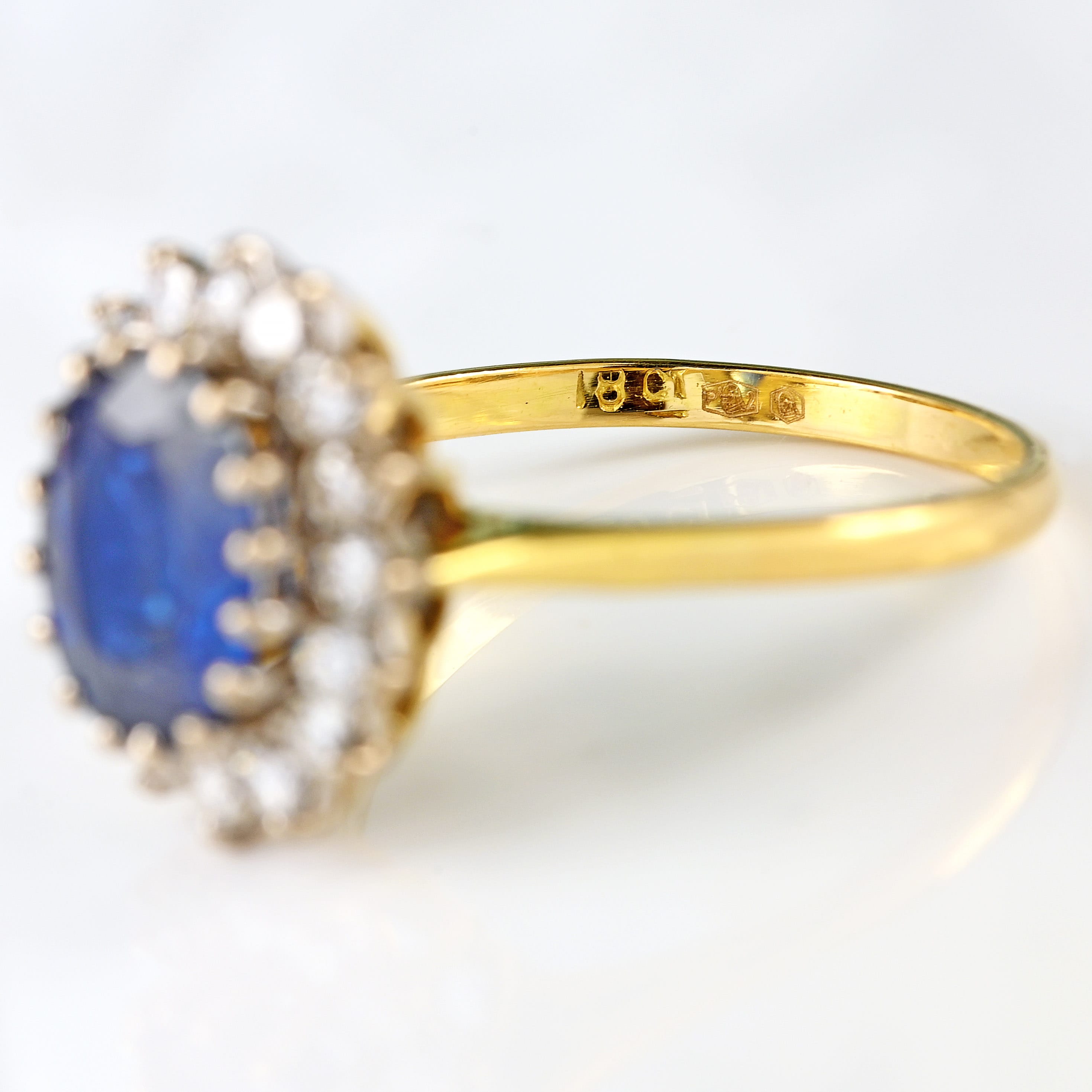 Ellibelle Jewellery Vintage Sapphire & Diamond 18ct Gold Cluster Engagement Ring (2.46cts)