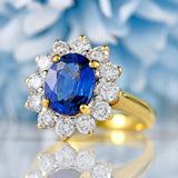Ellibelle Jewellery Vintage Sapphire & Diamond 18ct Gold Cluster Ring (2.37cts)