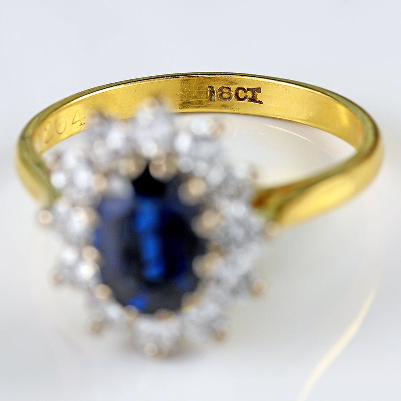 Ellibelle Jewellery Vintage Sapphire & Diamond 18ct Gold Oval Cluster Ring (1.60cts)
