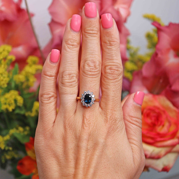 Ellibelle Jewellery Vintage Sapphire & Diamond 18ct Gold Oval Cluster Ring (1.60cts)