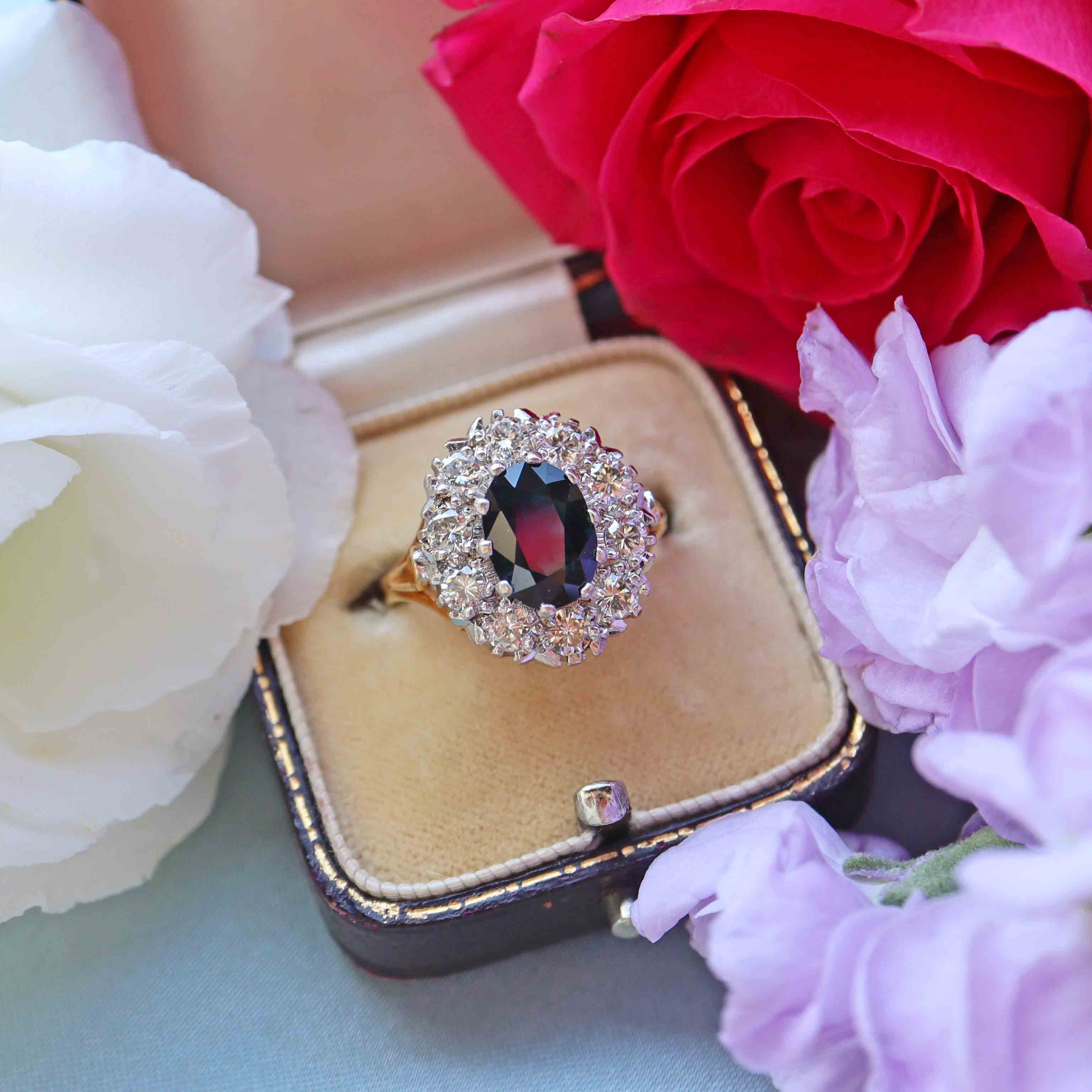 Ellibelle Jewellery Vintage Sapphire & Diamond 18ct Gold Oval Cluster Ring (1.72cts)