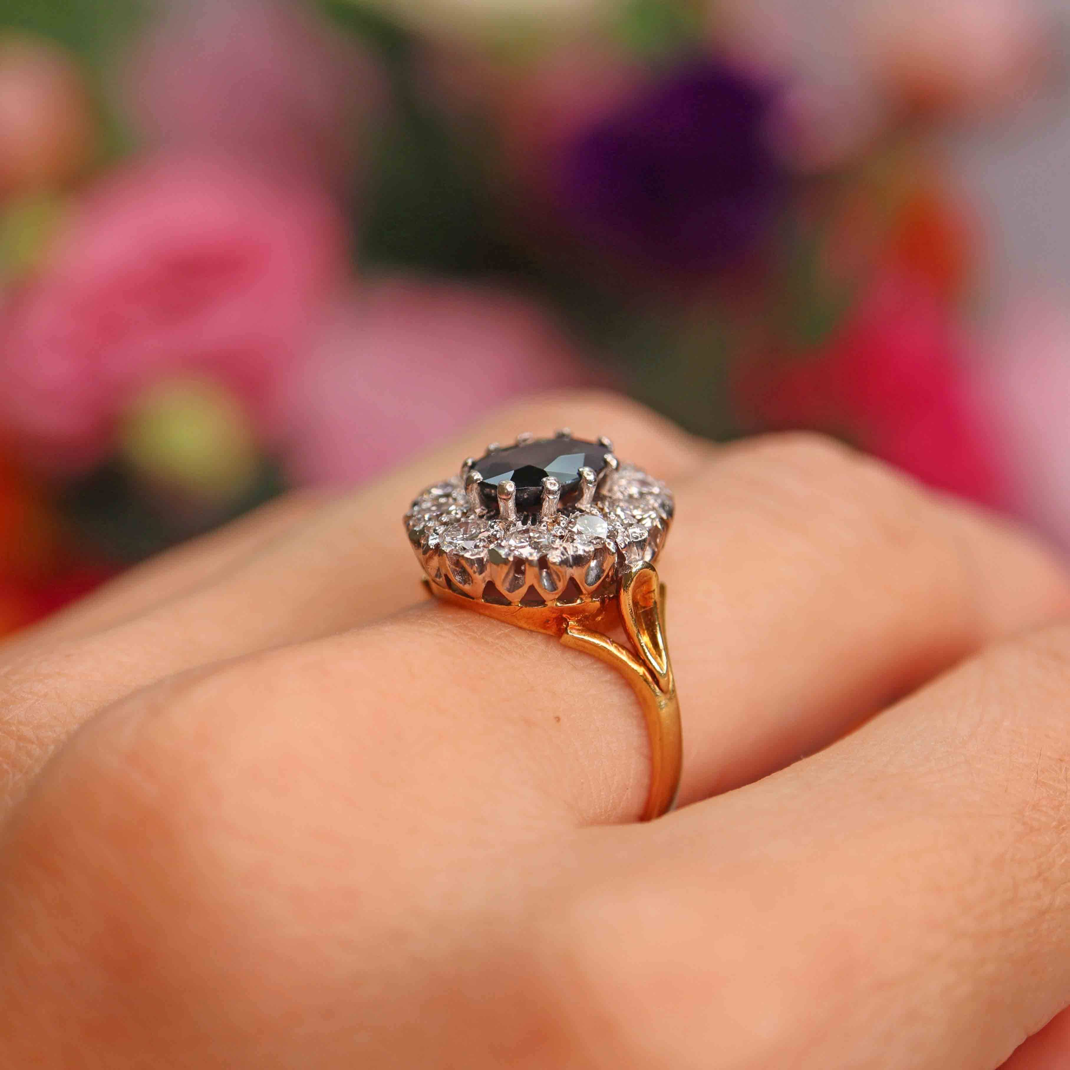 Ellibelle Jewellery Vintage Sapphire & Diamond 18ct Gold Oval Cluster Ring (1.72cts)