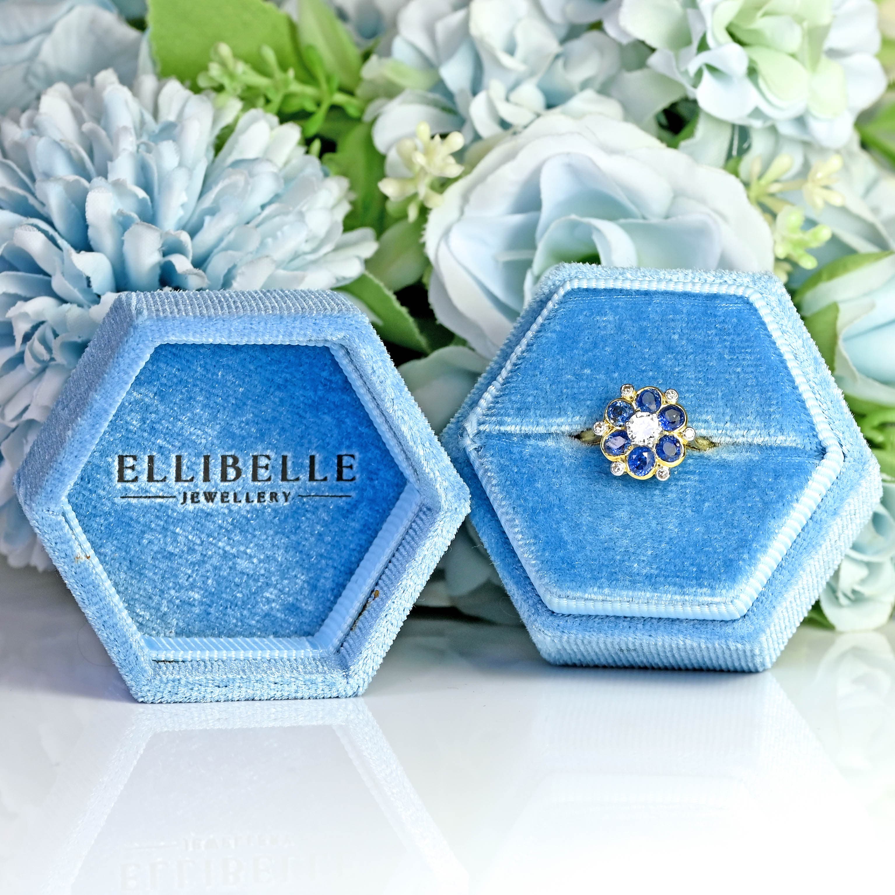 Ellibelle Jewellery Vintage Sapphire & Diamond 18ct Gold Platinum Floral Cluster Ring