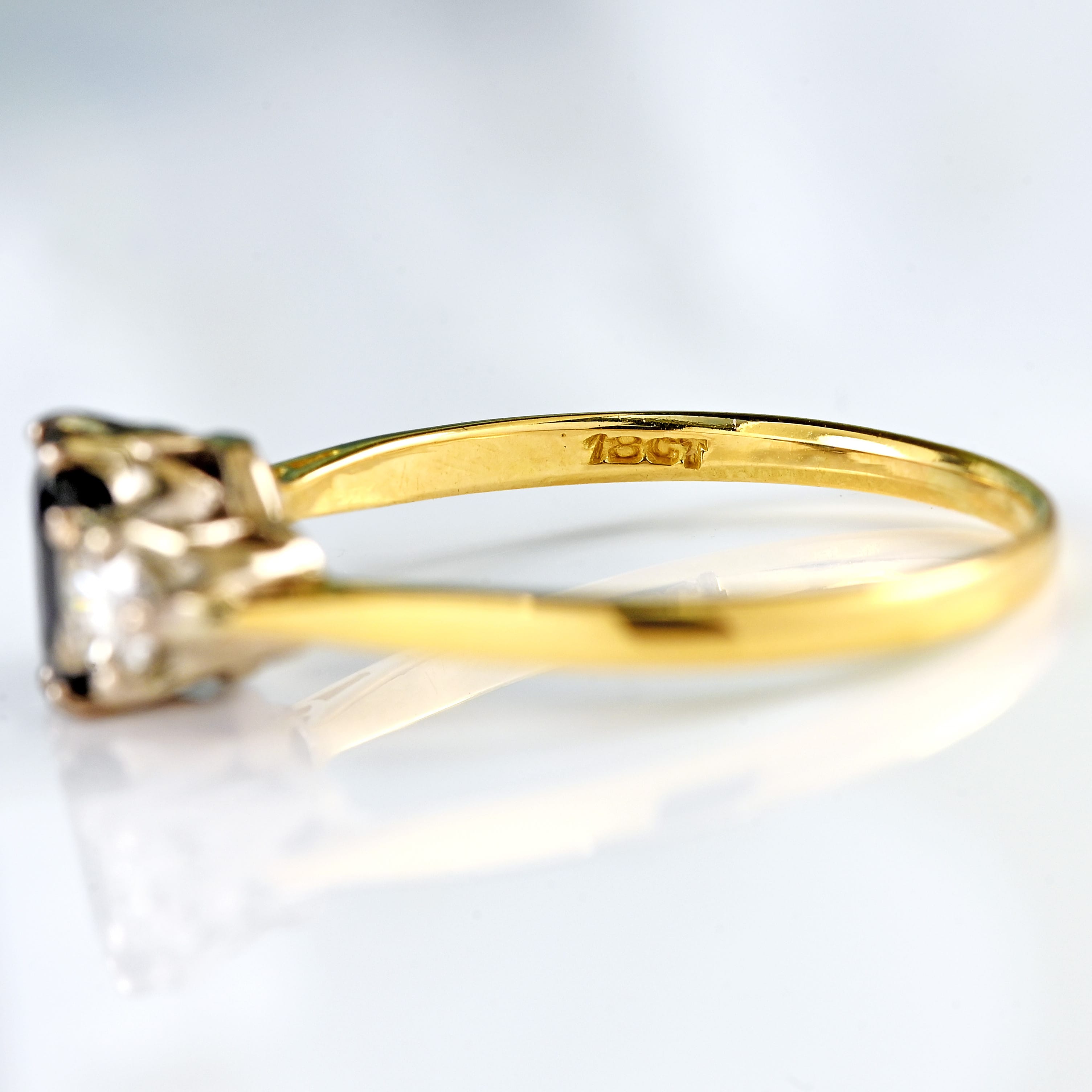 Ellibelle Jewellery Vintage Sapphire & Diamond 18ct Gold Platinum Three-Stone Ring (0.80cts)