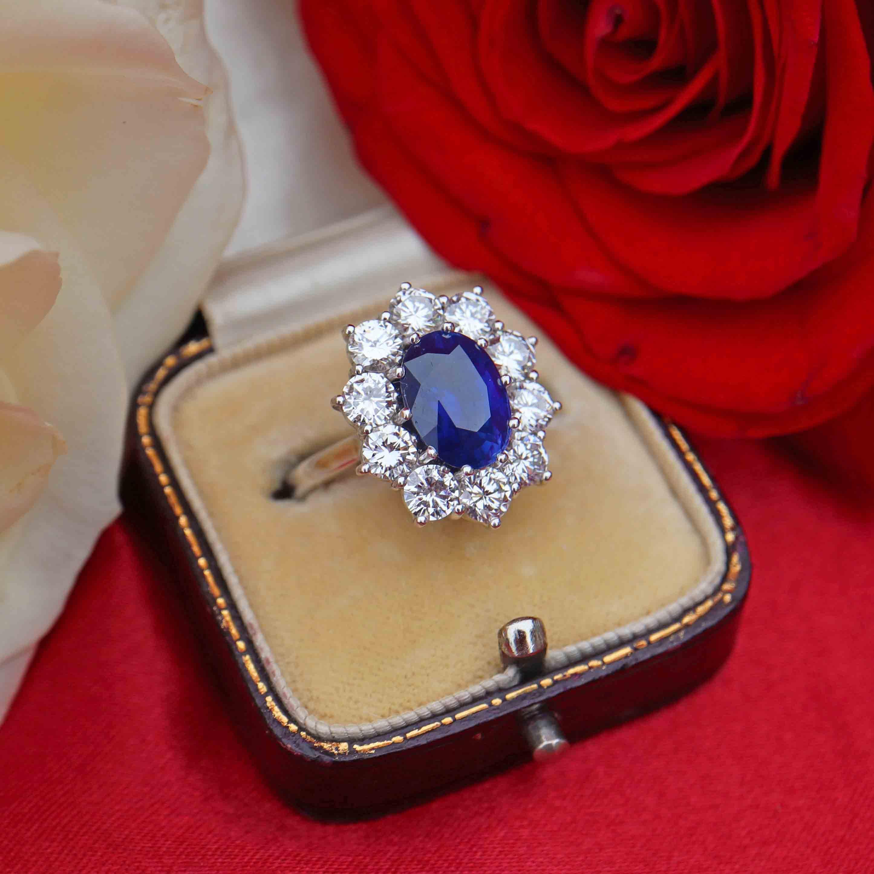 Ellibelle Jewellery Vintage Sapphire & Diamond 18ct White Gold Cluster Engagement Ring (3.30ct)