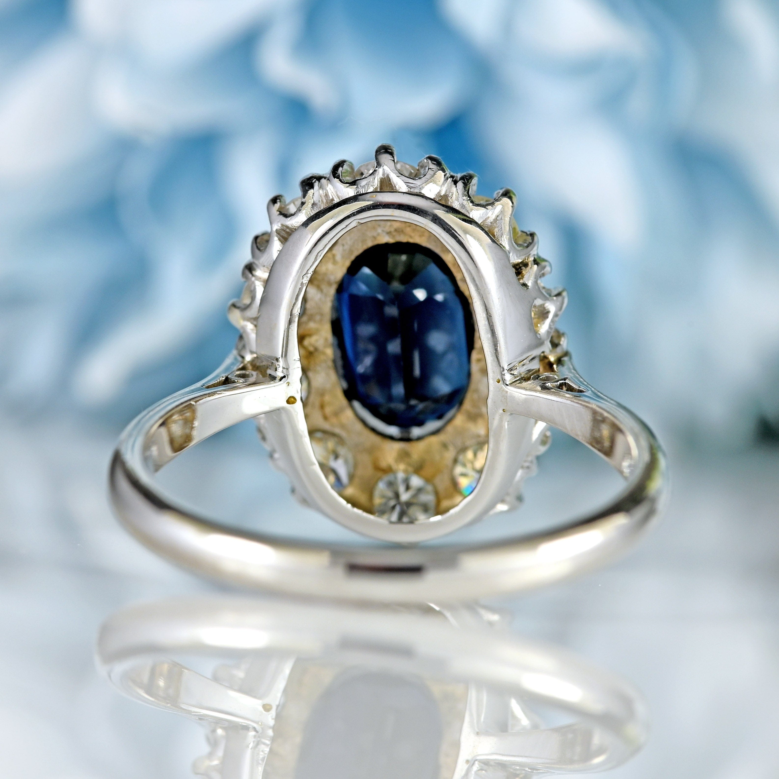Ellibelle Jewellery Vintage Sapphire & Diamond 18ct White Gold Cluster Ring (1.57cts)