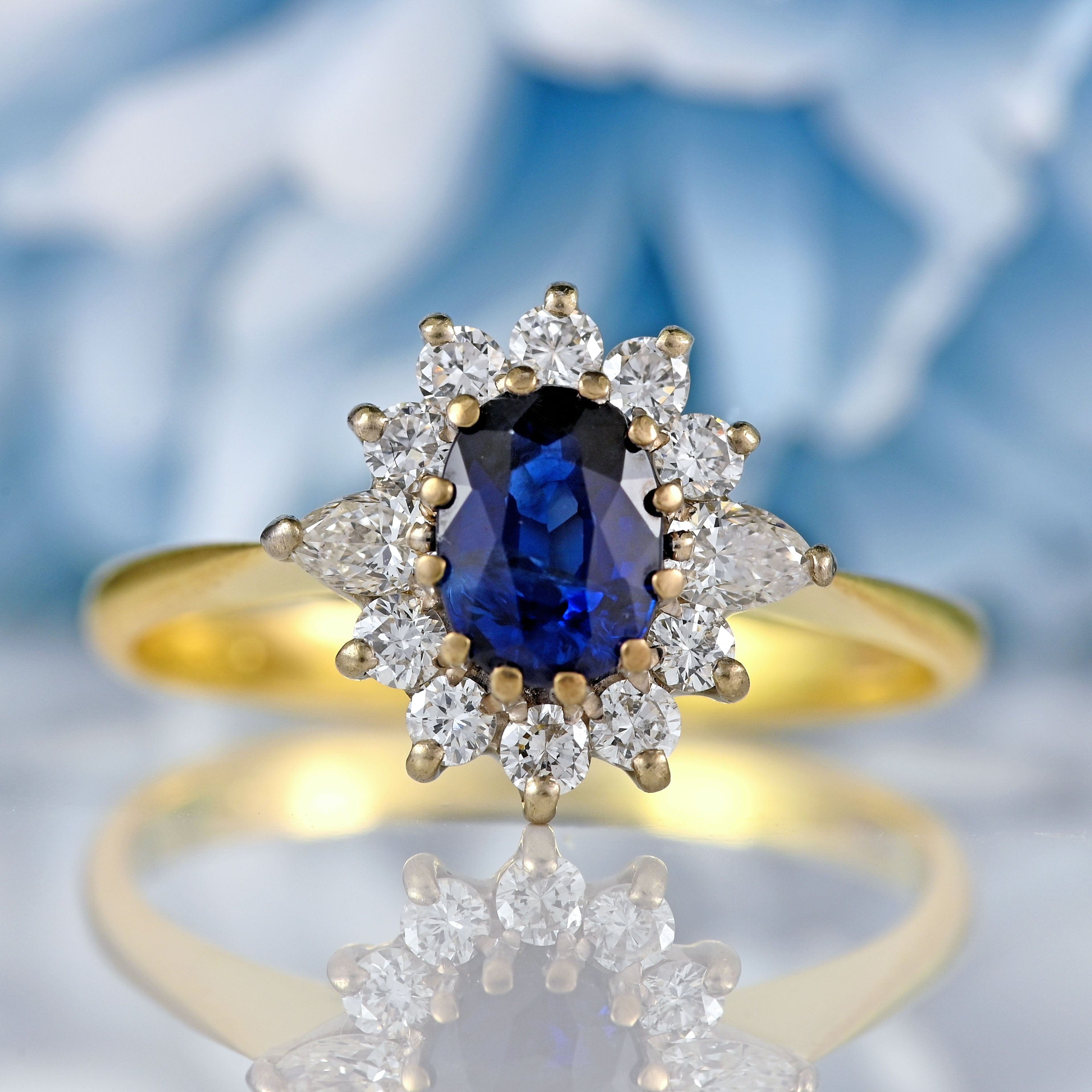 Ellibelle Jewellery Vintage Sapphire & Pear-Cut Diamond 18ct Gold Cluster Ring (0.70cts)