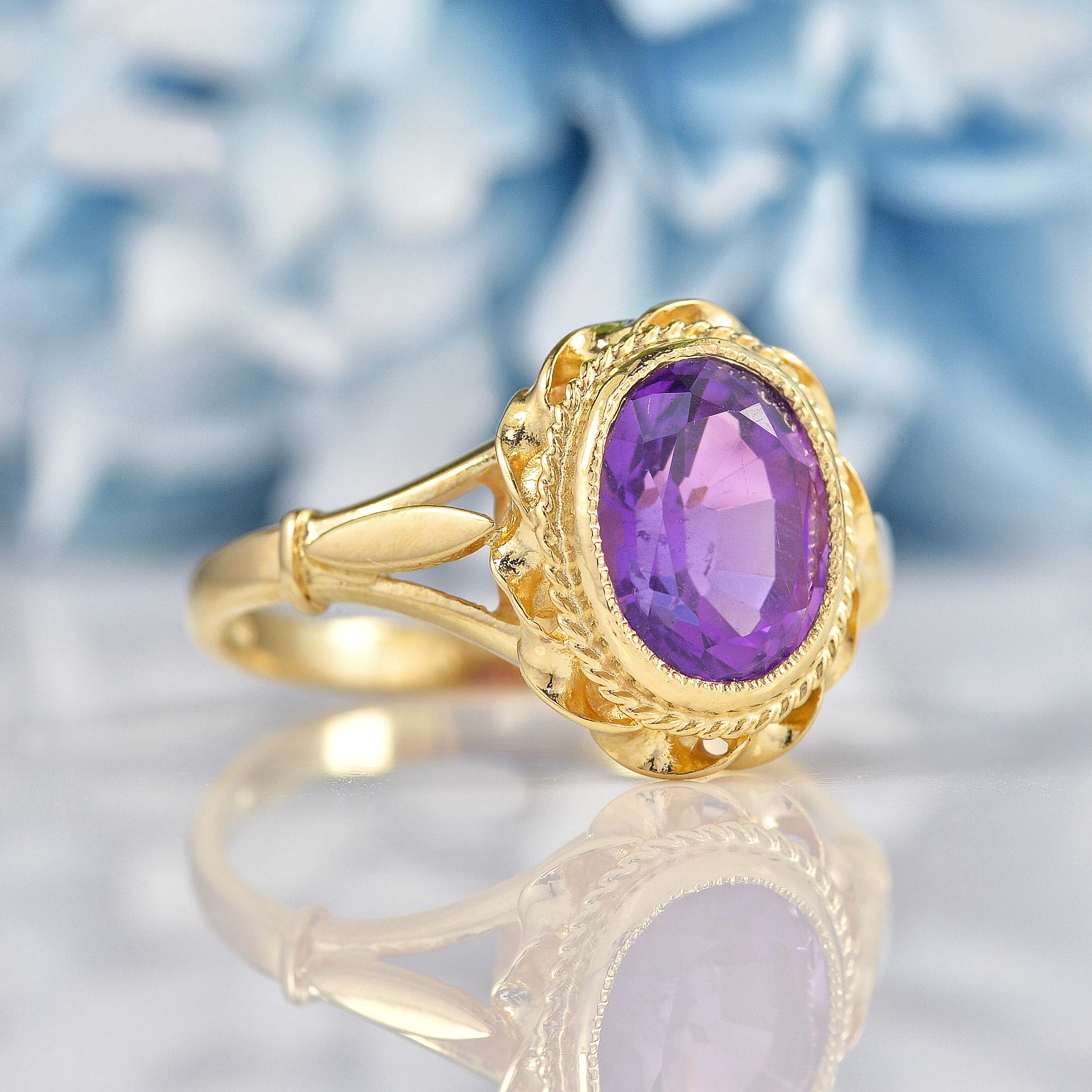 Ellibelle Jewellery Vintage Style Amethyst 9ct Gold Dress Ring (1.95ct)